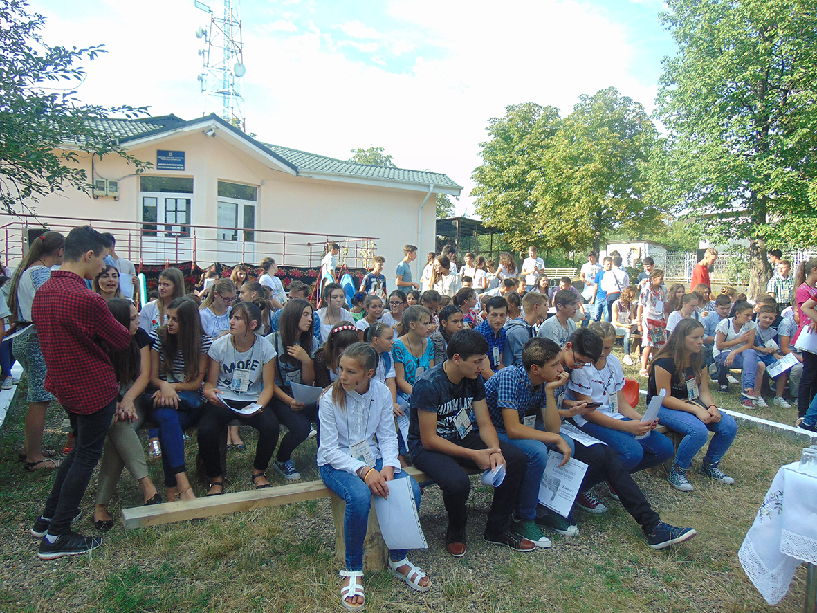 Comunitatea bucuriei de sub cerul belceştean