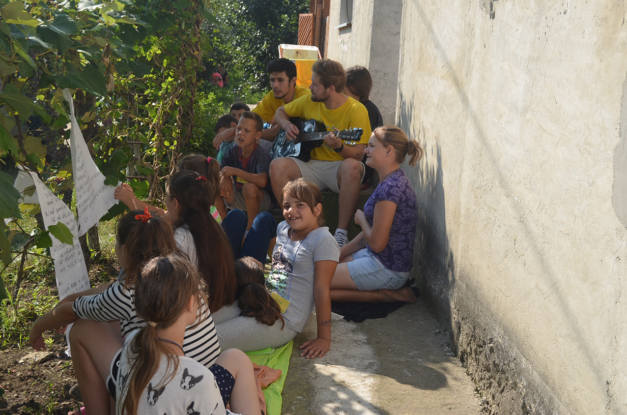 Bucuria redescoperită prin joc şi rugăciune la Tudor Vladimirescu