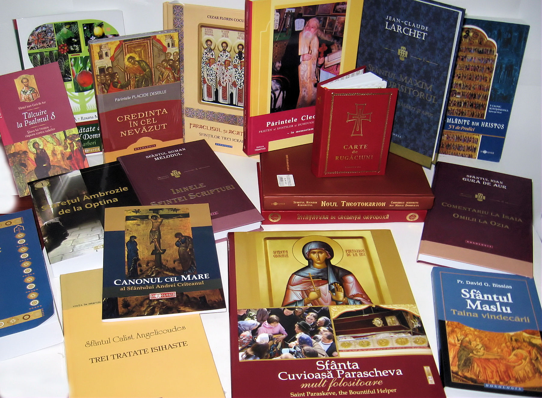 Editura Doxologia scoate la concurs un post de redactor și unul de tehnoredactor