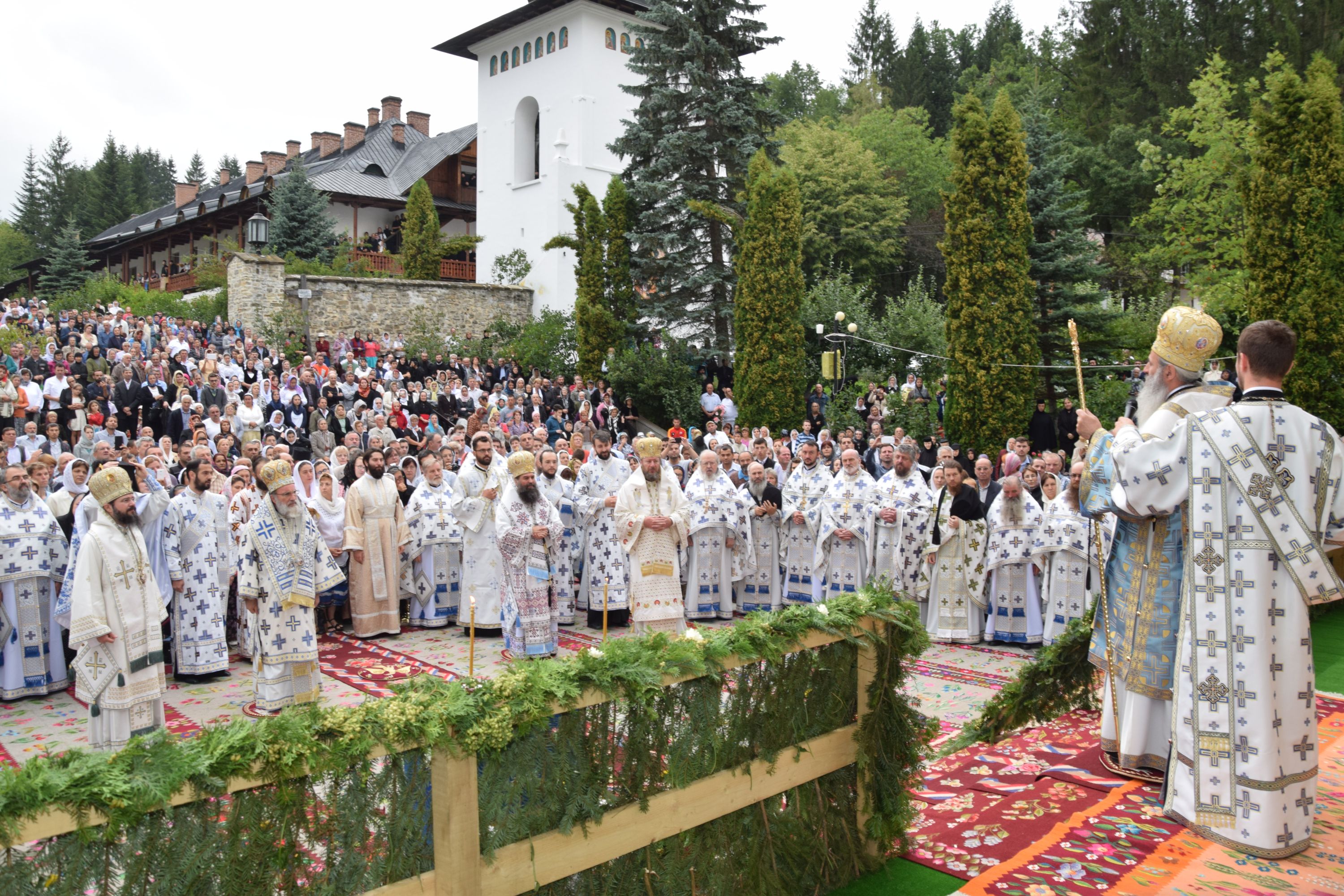 Sfânta Cuvioasă Teodora de la Sihla, sărbătorită la Mănăstirea Sihăstria de 3000 de pelerini