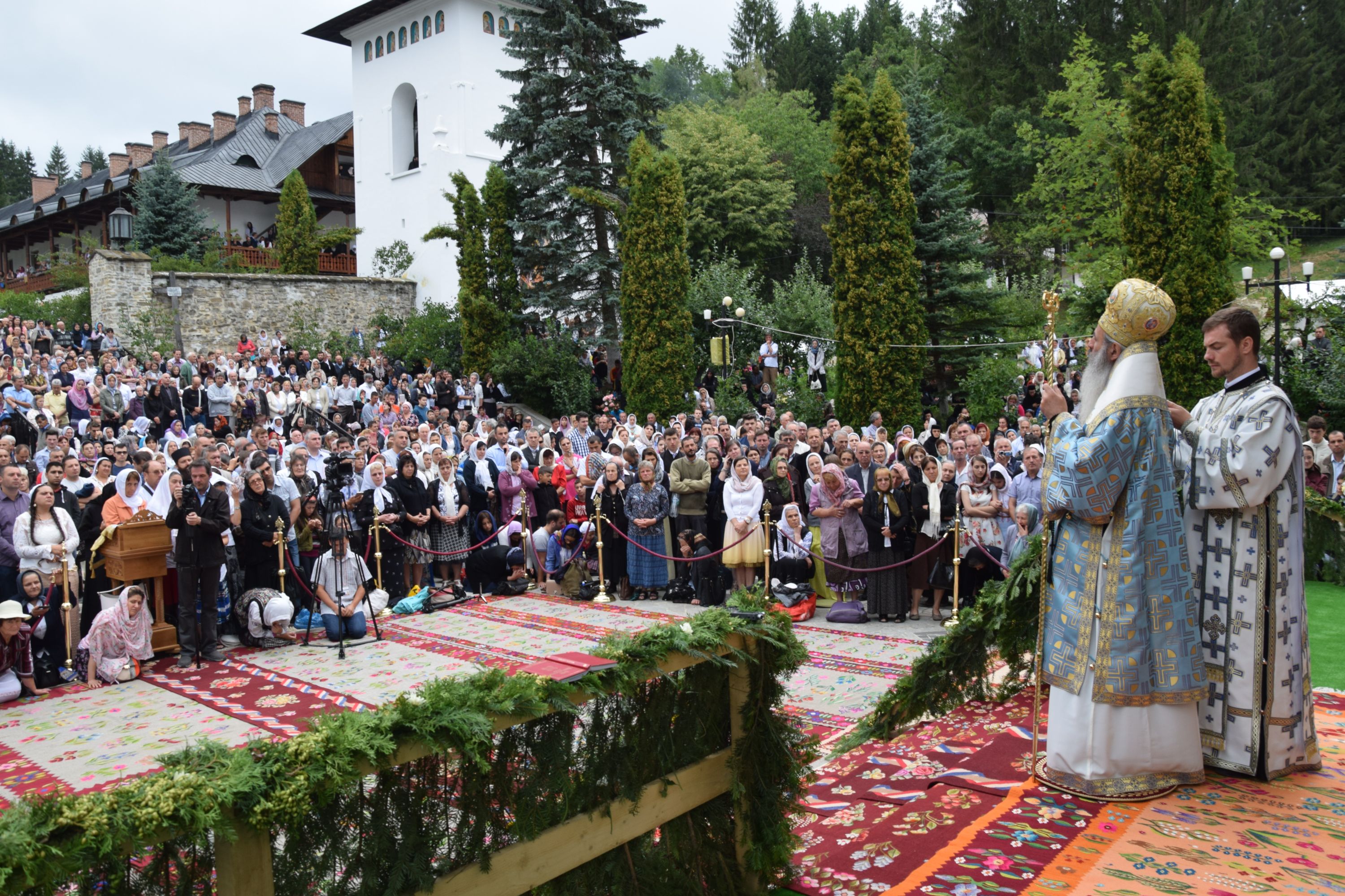 Sfânta Cuvioasă Teodora de la Sihla, sărbătorită la Mănăstirea Sihăstria de 3000 de pelerini