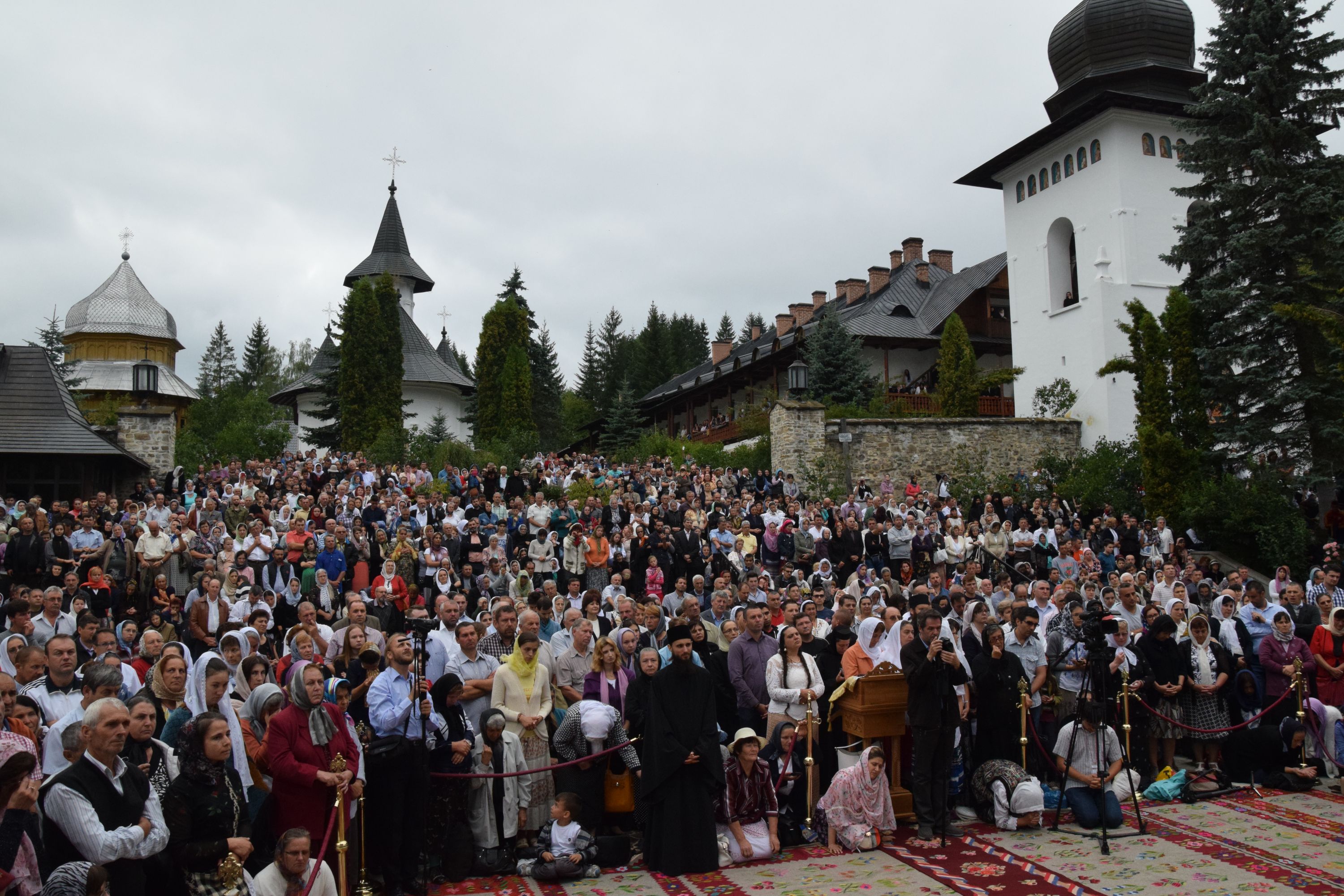 Sfânta Cuvioasă Teodora de la Sihla, sărbătorită la Mănăstirea Sihăstria de 3000 de pelerini