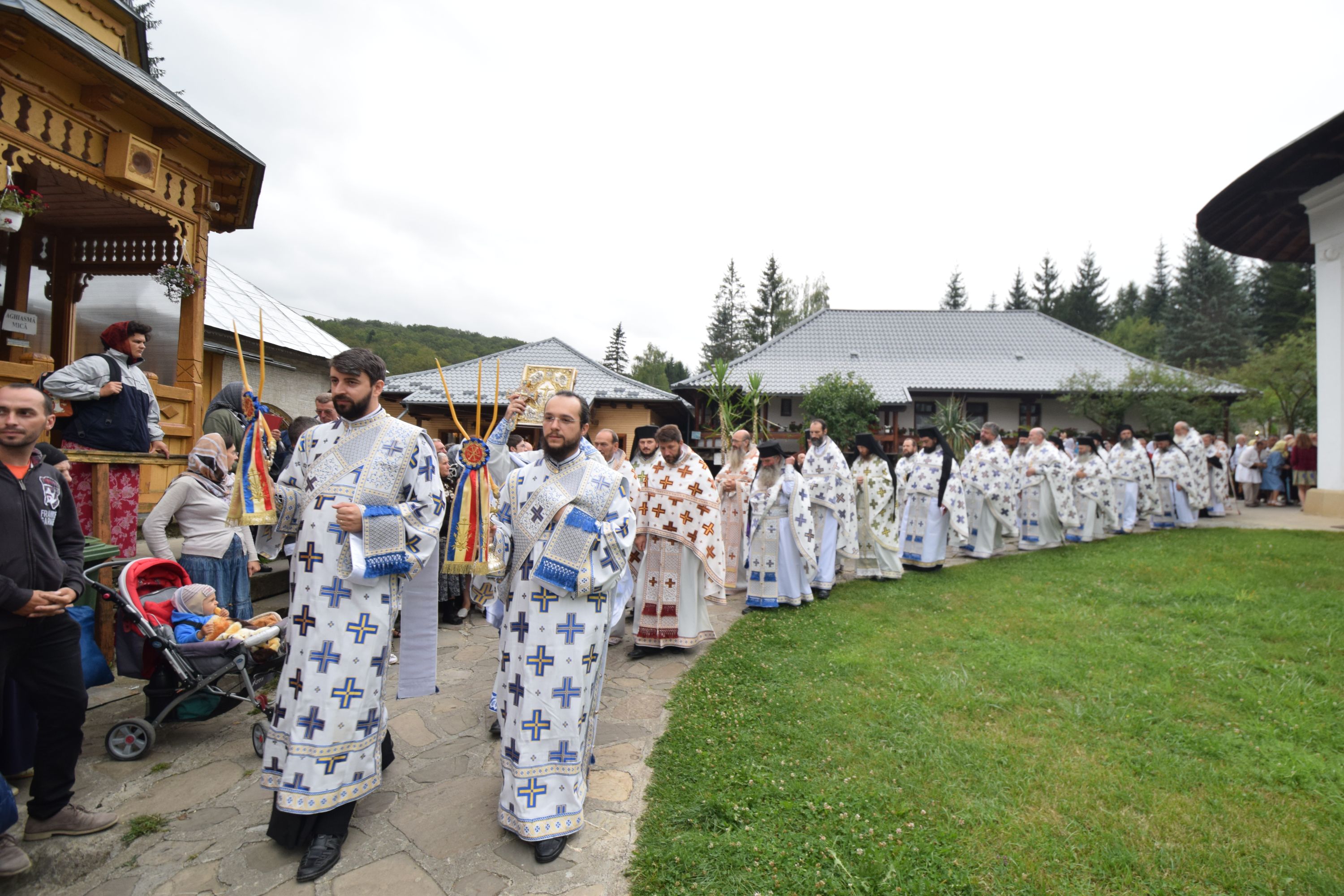 Sfânta Cuvioasă Teodora de la Sihla, sărbătorită la Mănăstirea Sihăstria de 3000 de pelerini