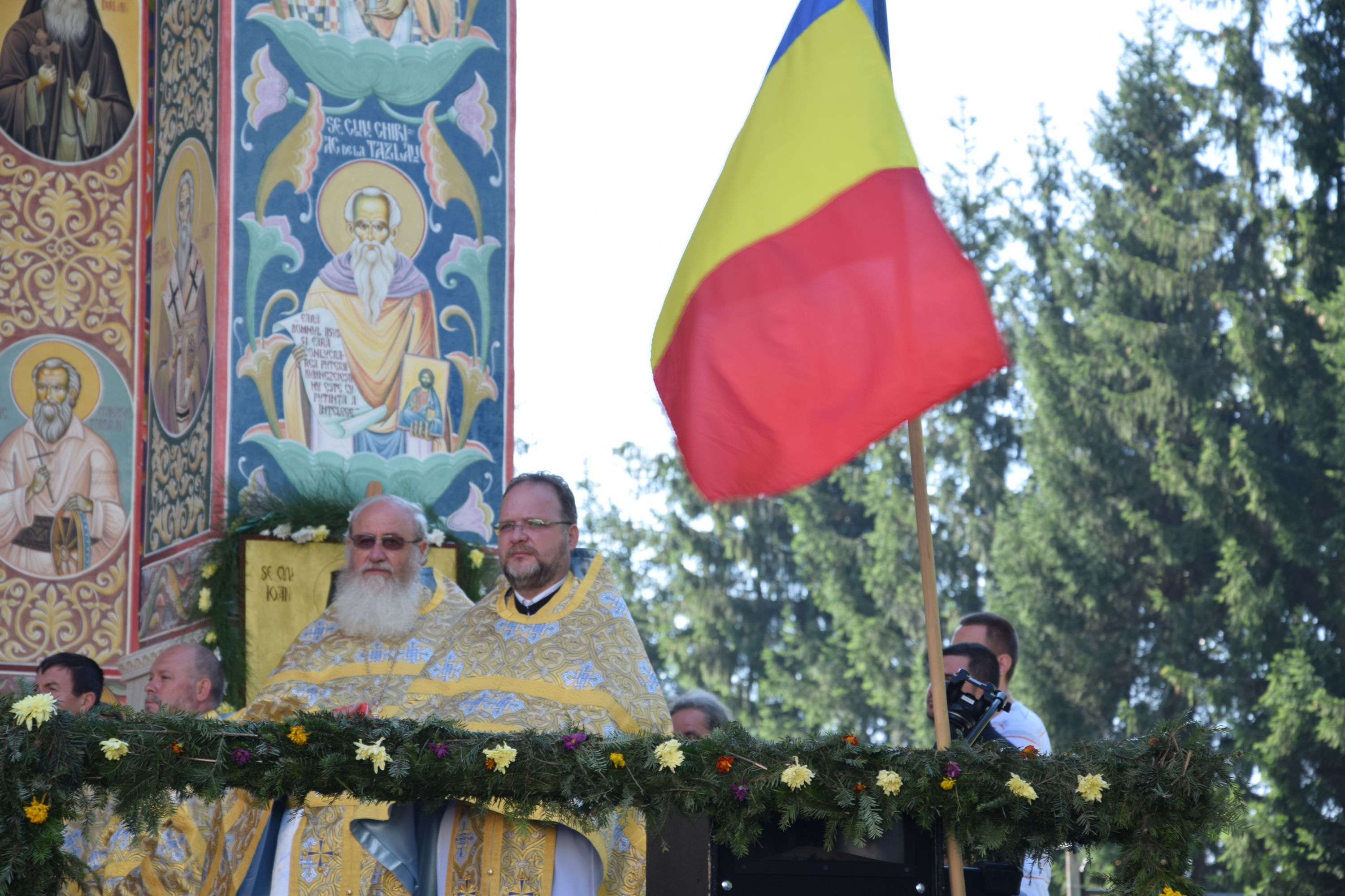 Hram la biserica Seminarului de la Mănăstirea Neamț: „Ar trebui să învățăm din viețile sfinților și să ne radicalizăm în bine” Hram la biserica Seminarului de la Mănăstirea Neamț: „Ar trebui să învățăm din viețile sfinților și să ne radicalizăm în bine”