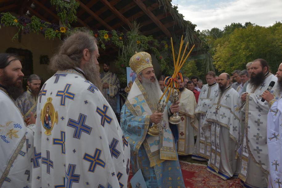 (VIDEO) Hramul Mănăstirii Cozancea (Botoșani)