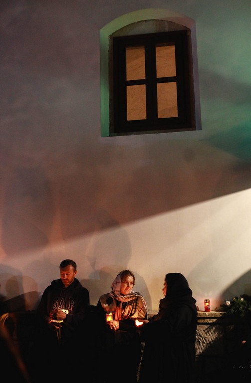 Foto: Mirela Grosu „La Mănăstirea Varatic, cerul s-a coborât pe pământ“