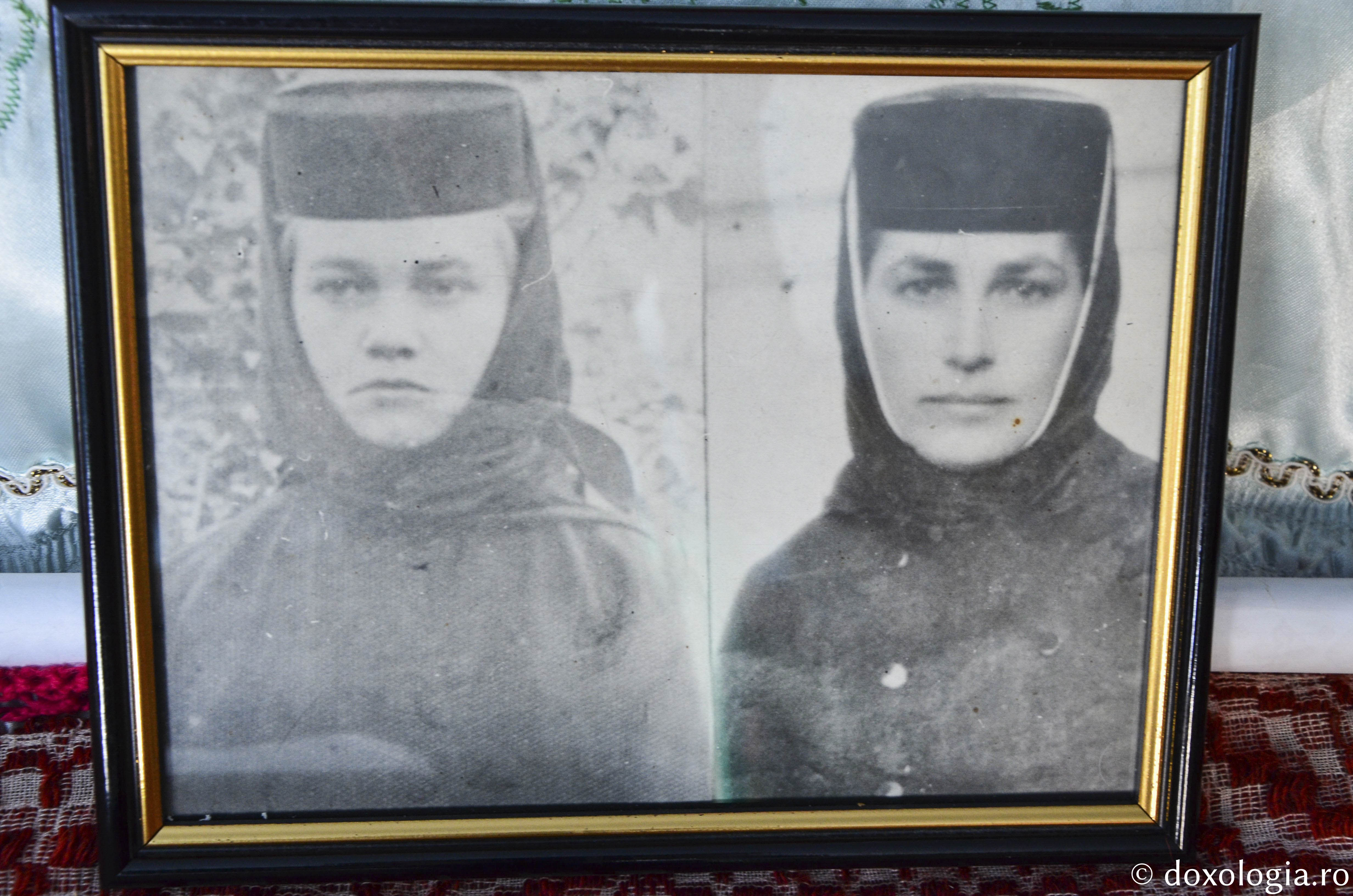 Maica Iuvenalia de la Durău, împreună cu sora sa Maica Mitrofana / Foto: Maria Burlă Maica Mitrofana de la Durău, îngerul care s-a urcat devreme la Cer