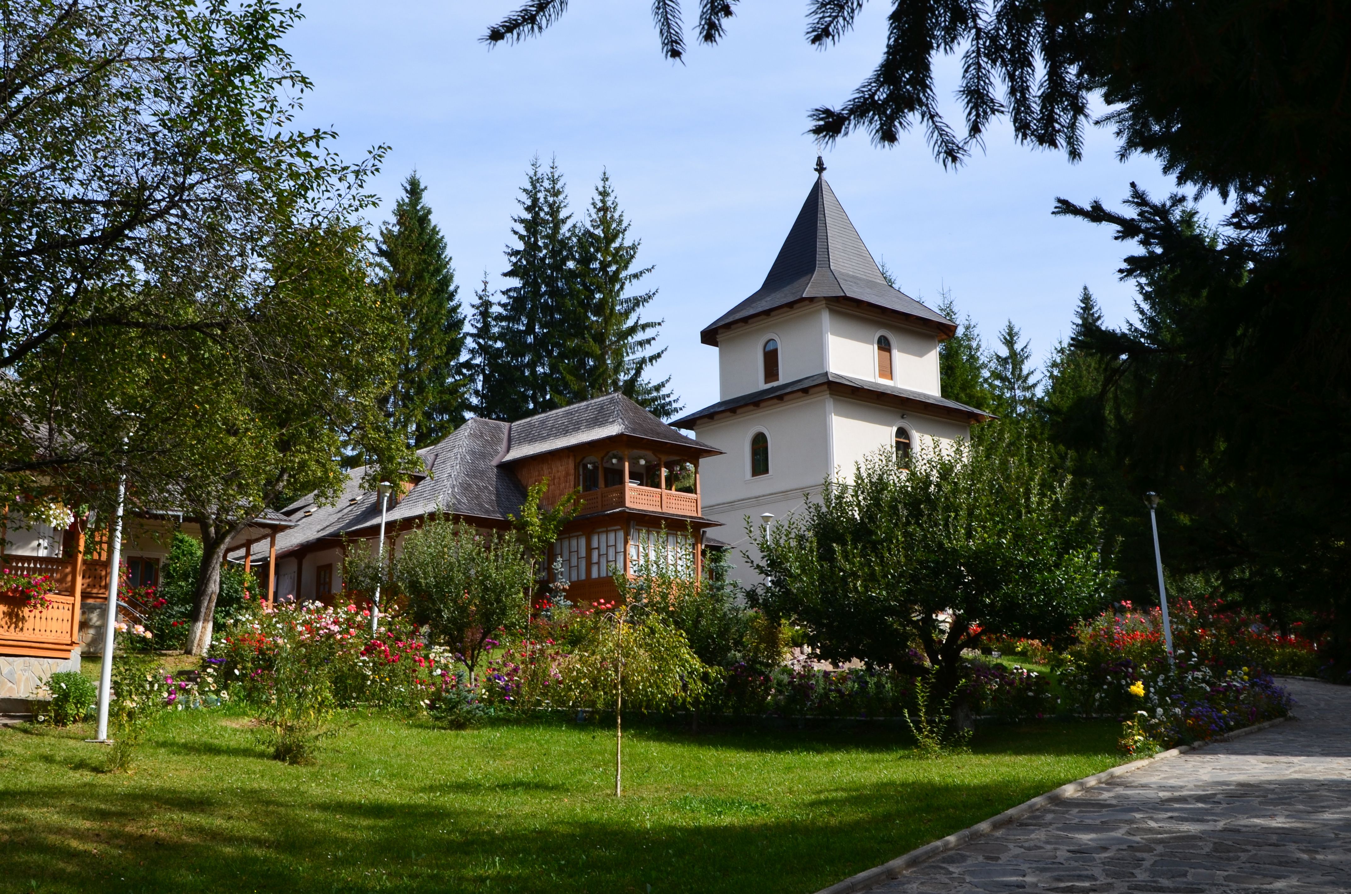 Rădăcinile așezării monahale de la Durău