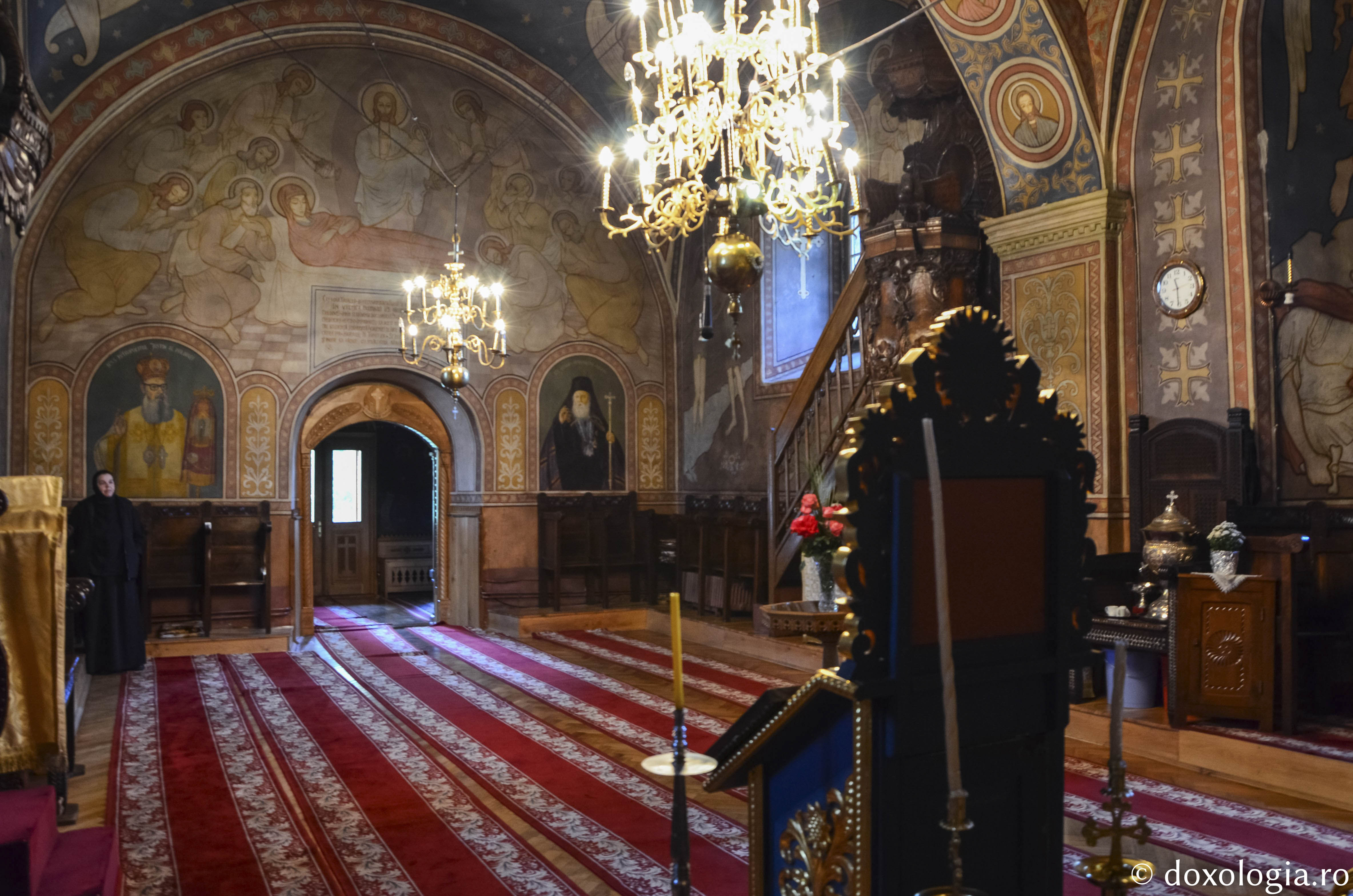 Mănăstirea Durău, în secolul XX: încercări și dureri