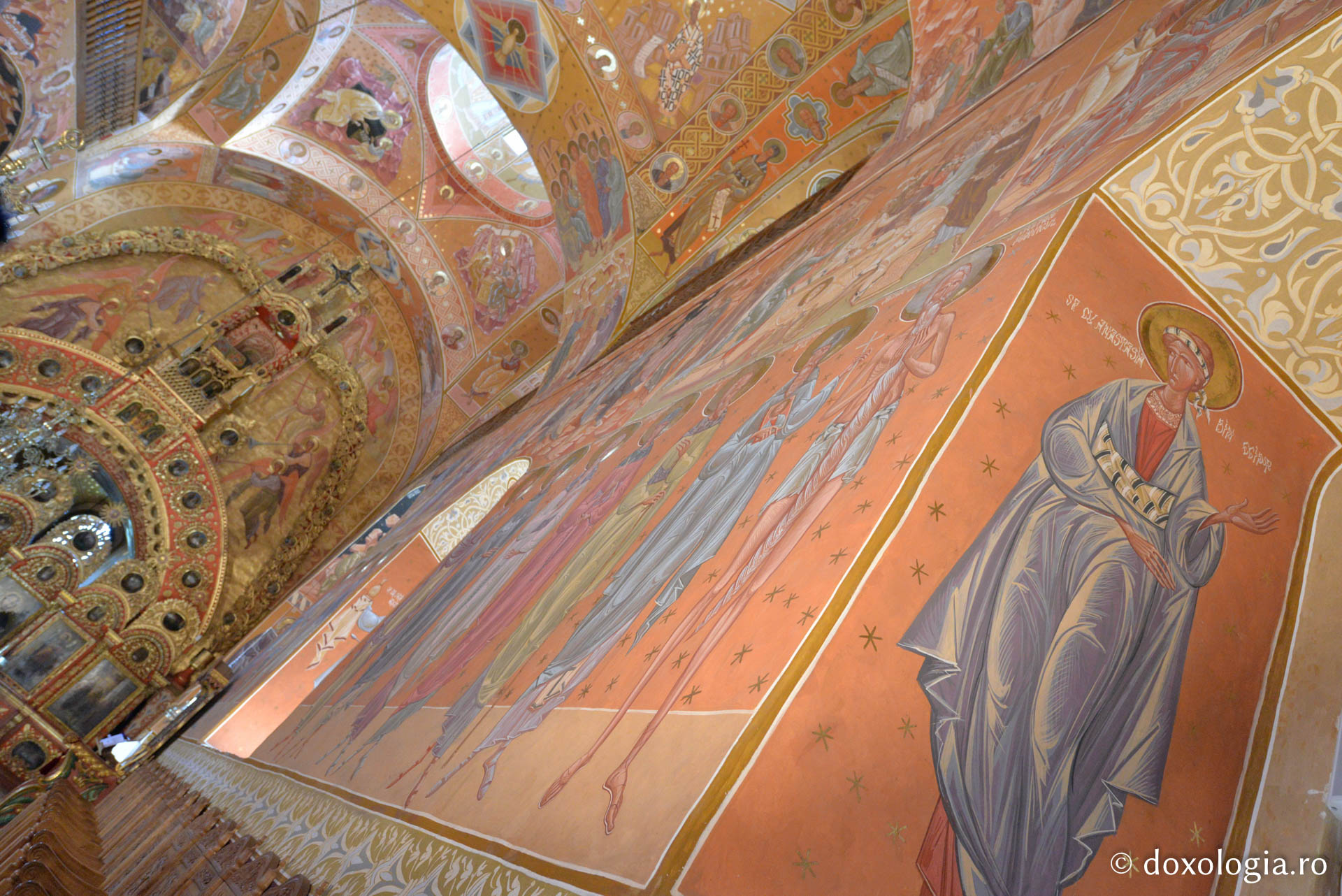 Unicitatea catapetesmei bisericii Mănăstirii Horaița