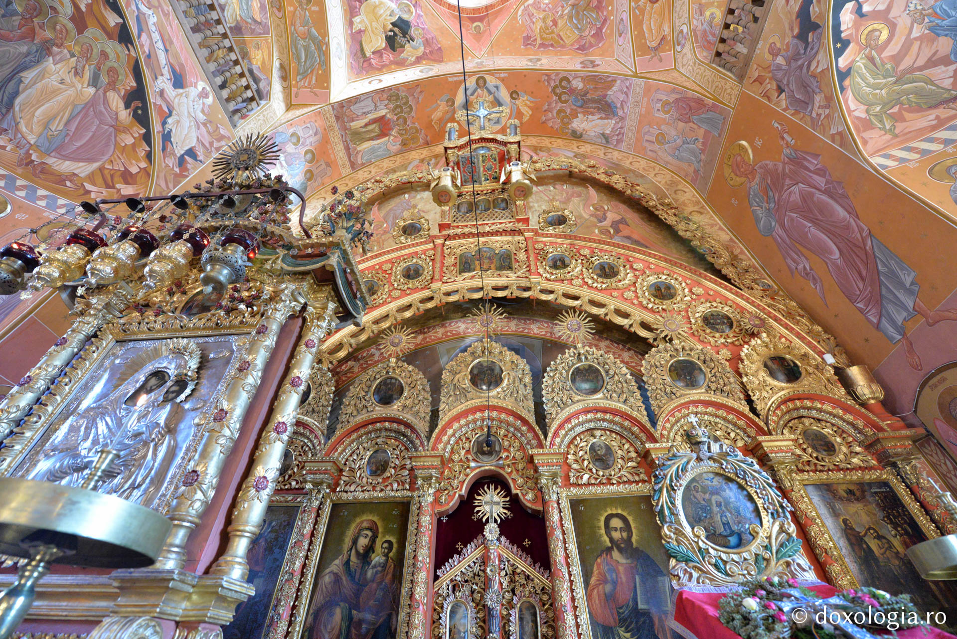 Viața Mănăstirii Horaița în timpul Cuvioșilor Irinarh Roset și Ermoghen Buhuș