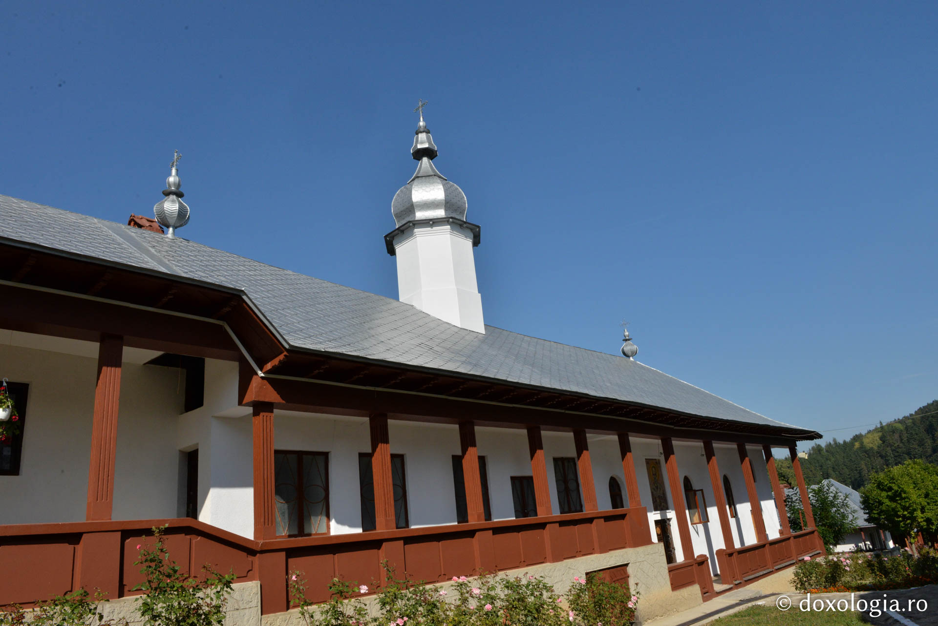 Viața Mănăstirii Horaița în timpul Cuvioșilor Irinarh Roset și Ermoghen Buhuș