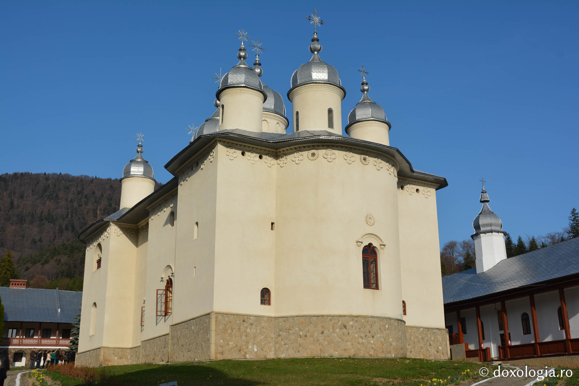 Arhitectura lăcașului de rugăciune al Mănăstirii Horaița