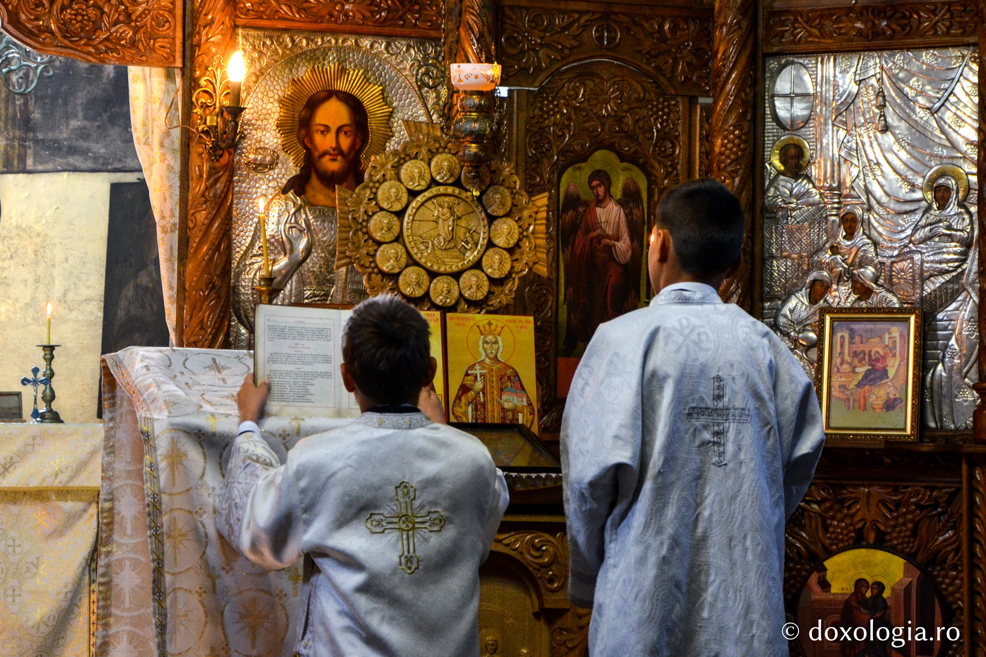 „N-ai cum să împarți lumină atunci când tu nu ai”