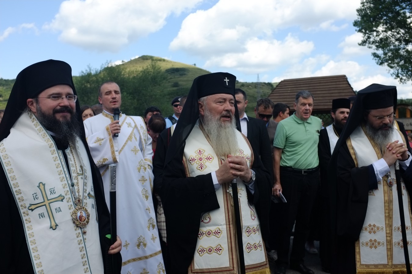 Trei mii de credincioși, la pelerinajul „La Nicula colo-n deal”