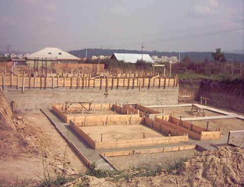 Tinerii de la „Omenia“ zidesc viitorul împreună