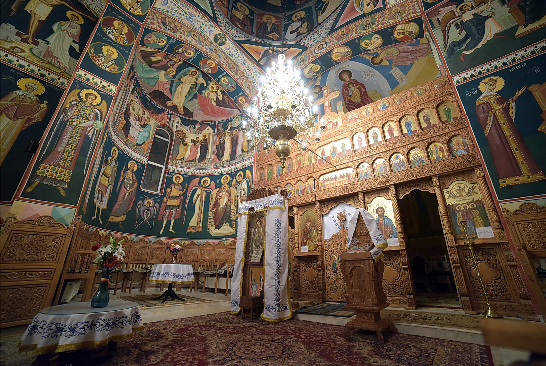 Sfințire de biserică în comuna Copălău din județul Botoșani