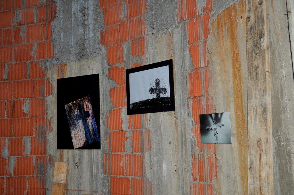 CRUCEA - Expoziţie de artă vizuală la Pietrărie