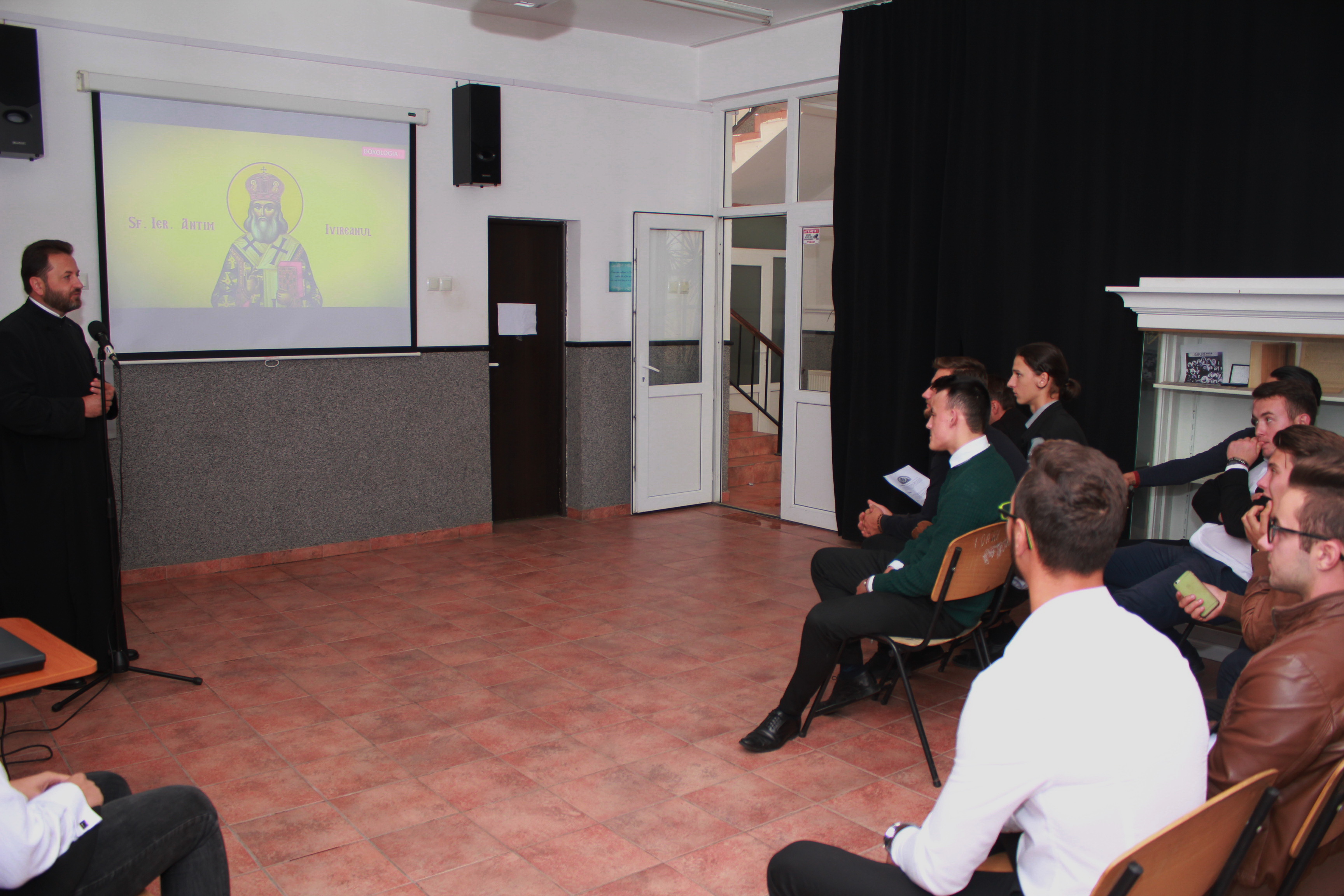 Sfântul Ierarh Martir Antim Ivireanul, omagiat  la Seminarul Teologic Liceal „Sf. Ioan Iacob” Dorohoi