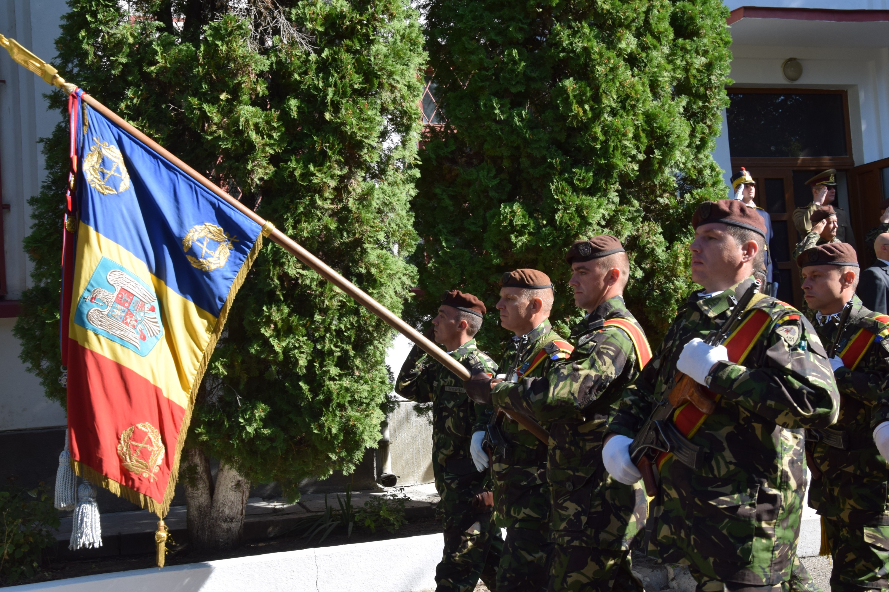 Slujbă de Te-Deum, la aniversarea a 22 de ani de la înfiinţarea Batalionului 151 Infanterie „Războieni” Slujbă de Te-Deum, la aniversarea a 22 de ani de la înfiinţarea Batalionului 151 Infanterie „Războieni”