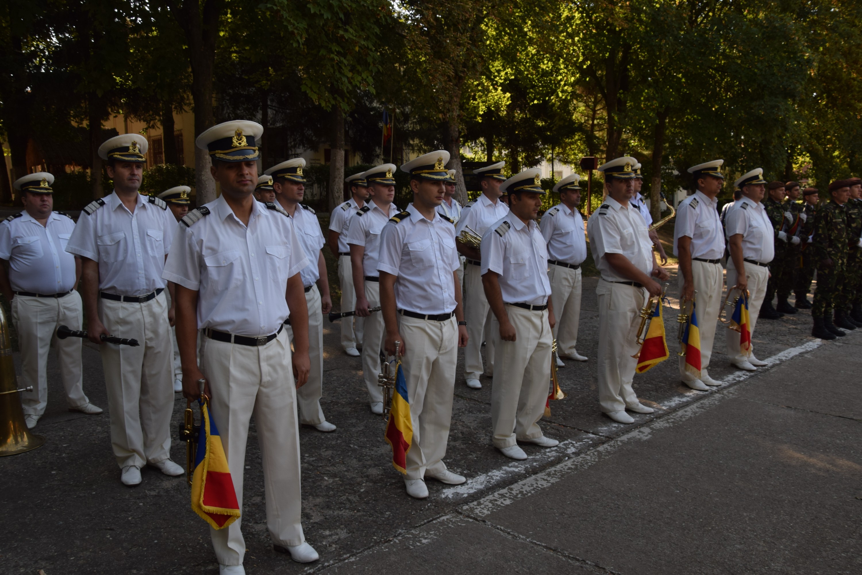 Slujbă de Te-Deum, la aniversarea a 22 de ani de la înfiinţarea Batalionului 151 Infanterie „Războieni” Slujbă de Te-Deum, la aniversarea a 22 de ani de la înfiinţarea Batalionului 151 Infanterie „Războieni”