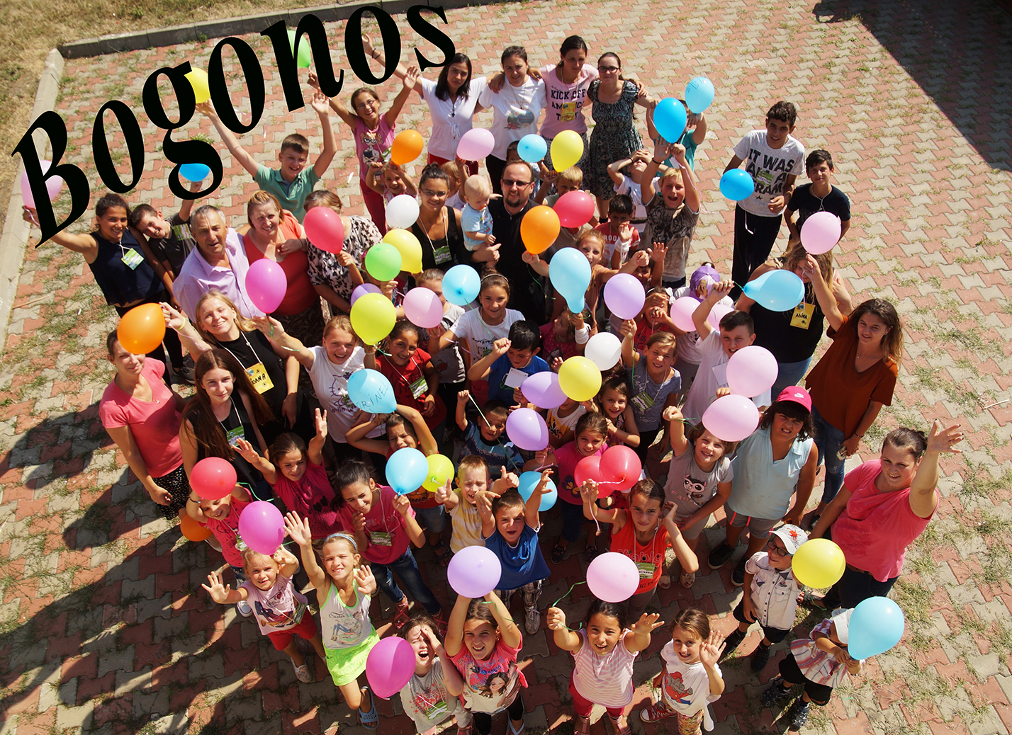 „Taberele au menirea de a descoperi tinerilor un alt mod de viaţă“ (GALERIE FOTO)