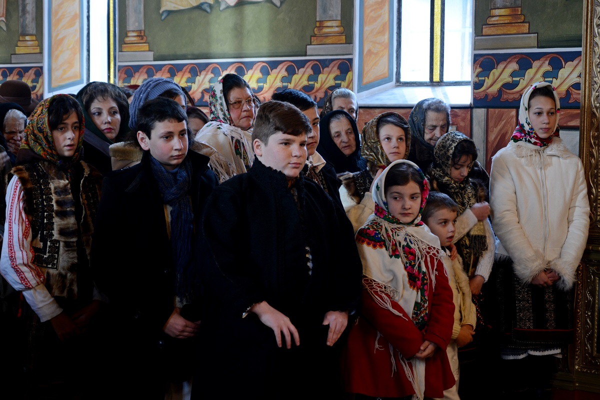 „Adolescenţa: expectanţe şi provocări în familia modernă“