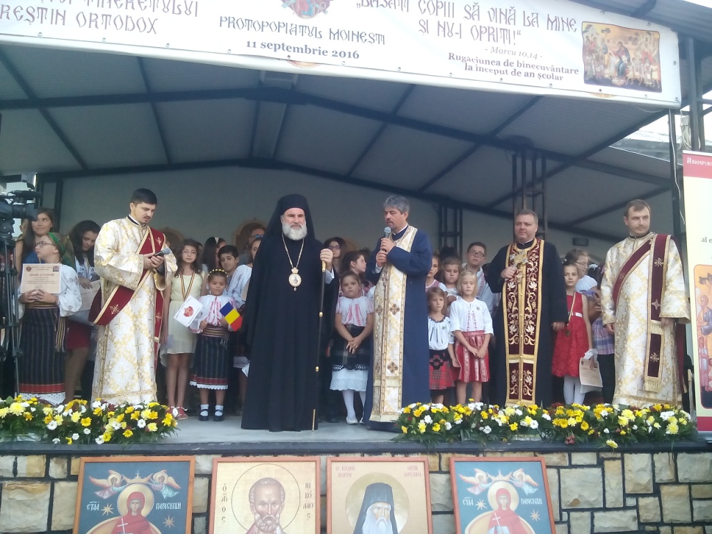 Începerea anului şcolar în protoieriile Moineşti şi Oneşti Începerea anului şcolar în protoieriile Moineşti şi Oneşti