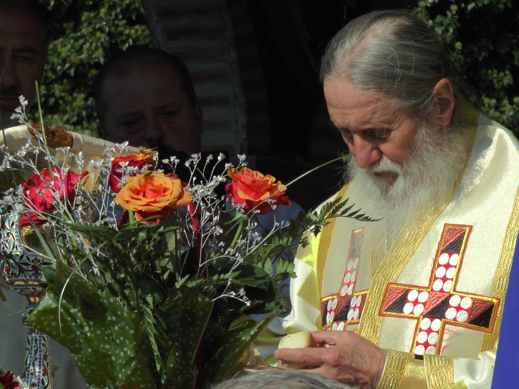 Brâul Maicii Domnului, adus la hramul Mănăstirii Râșca