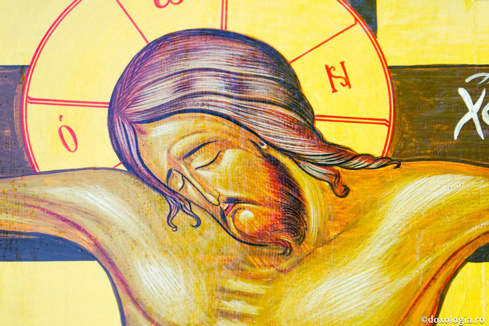 Iisus Hristos răstignit