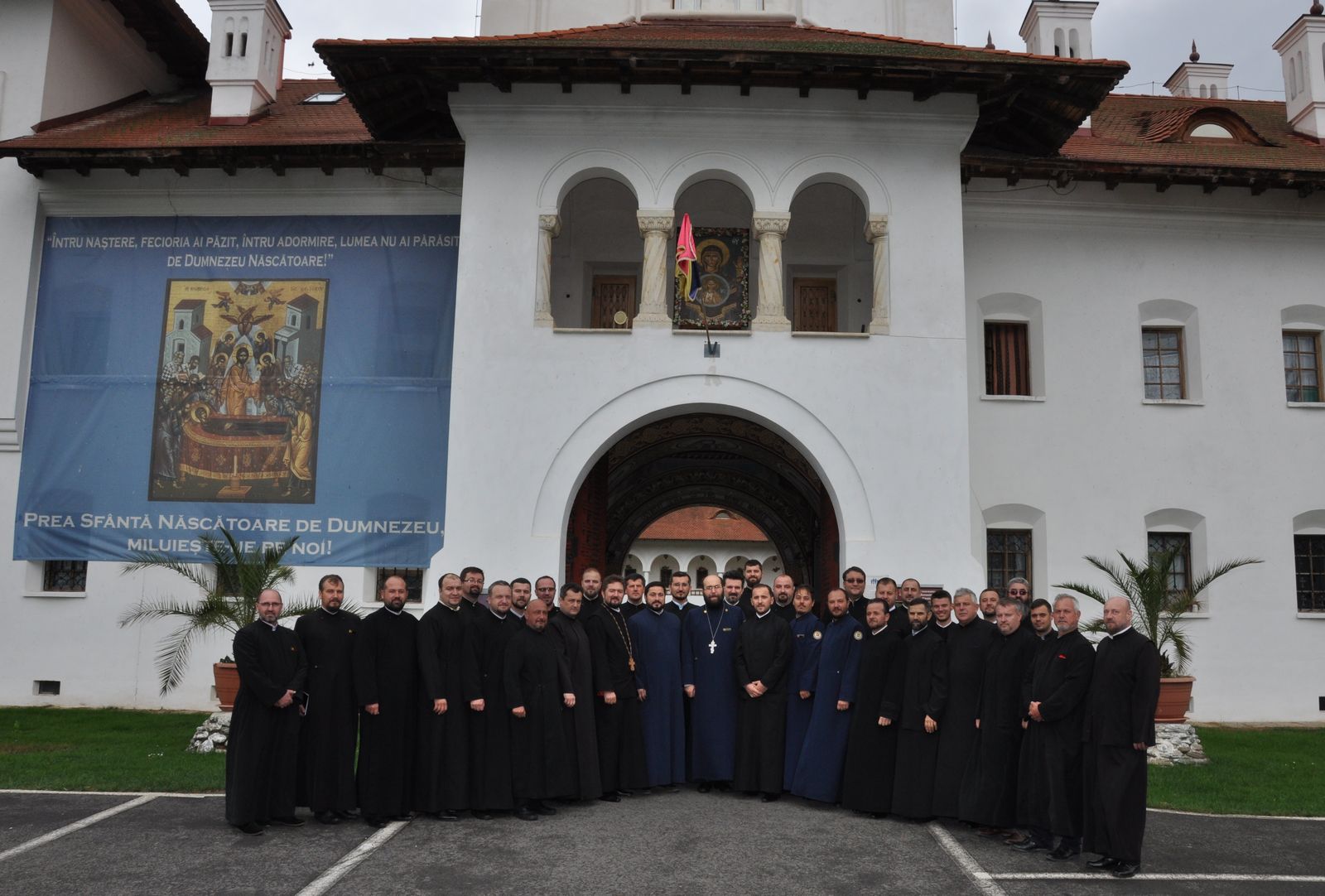 Preoţi din Eparhia Romanului şi Bacăului, la cursuri de formare pentru capelani Preoţi din Eparhia Romanului şi Bacăului, la cursuri de formare pentru capelani