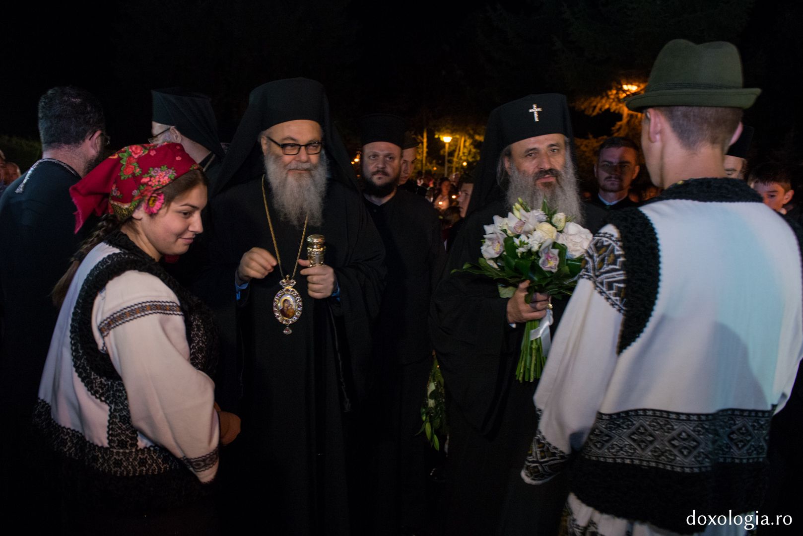 Întâmpinarea Patriarhului Ioan al X-lea la Mănăstirea Putna (GALERIE FOTO)