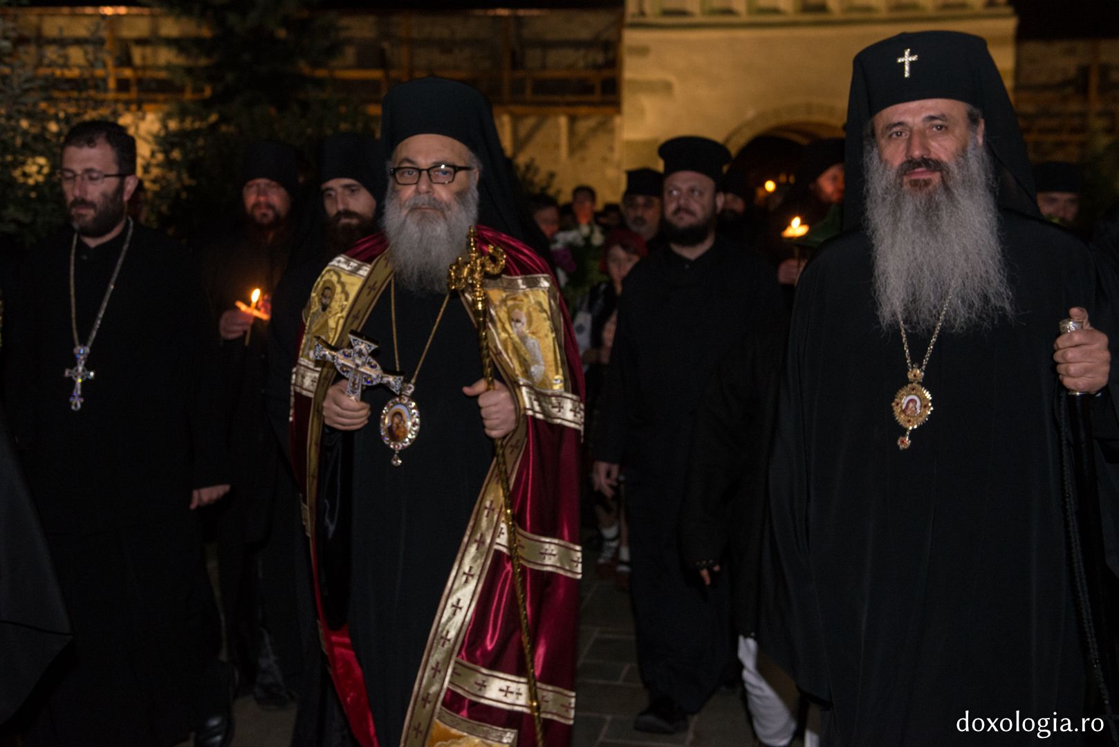 Întâmpinarea Patriarhului Ioan al X-lea la Mănăstirea Putna (GALERIE FOTO)