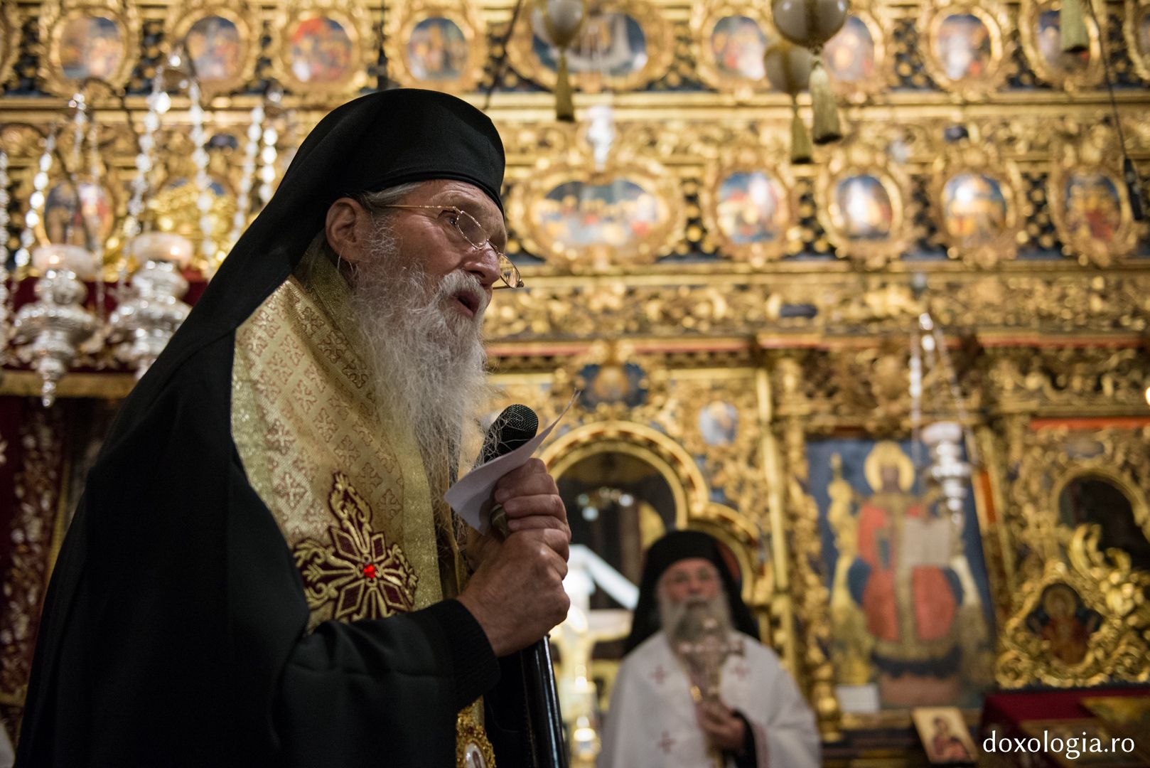 Întâmpinarea Patriarhului Ioan al X-lea la Mănăstirea Putna (GALERIE FOTO)