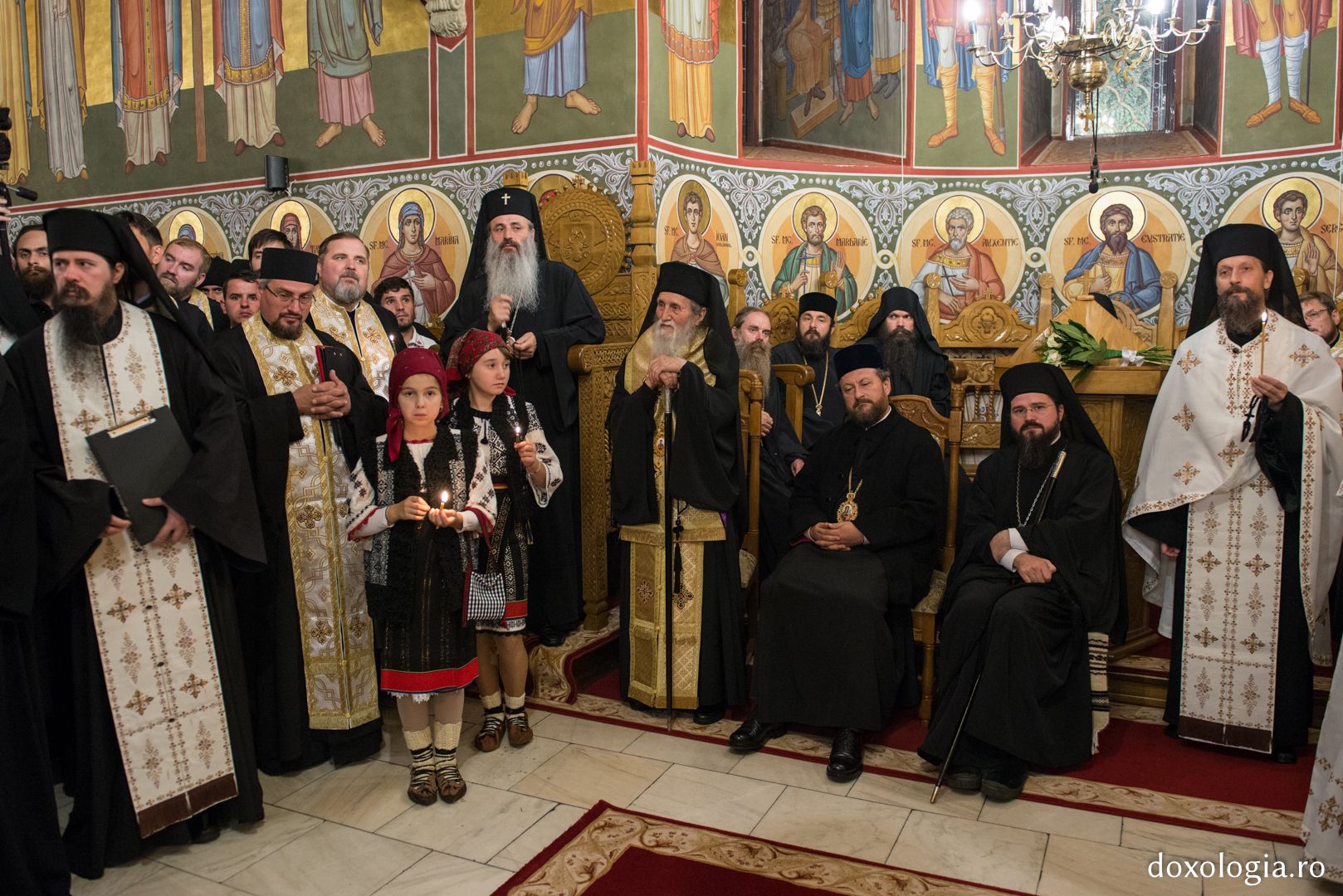 Întâmpinarea Patriarhului Ioan al X-lea la Mănăstirea Putna (GALERIE FOTO)