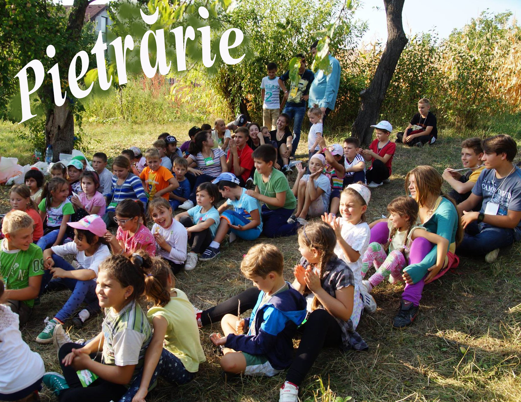 „Taberele au menirea de a descoperi tinerilor un alt mod de viaţă“ (GALERIE FOTO)