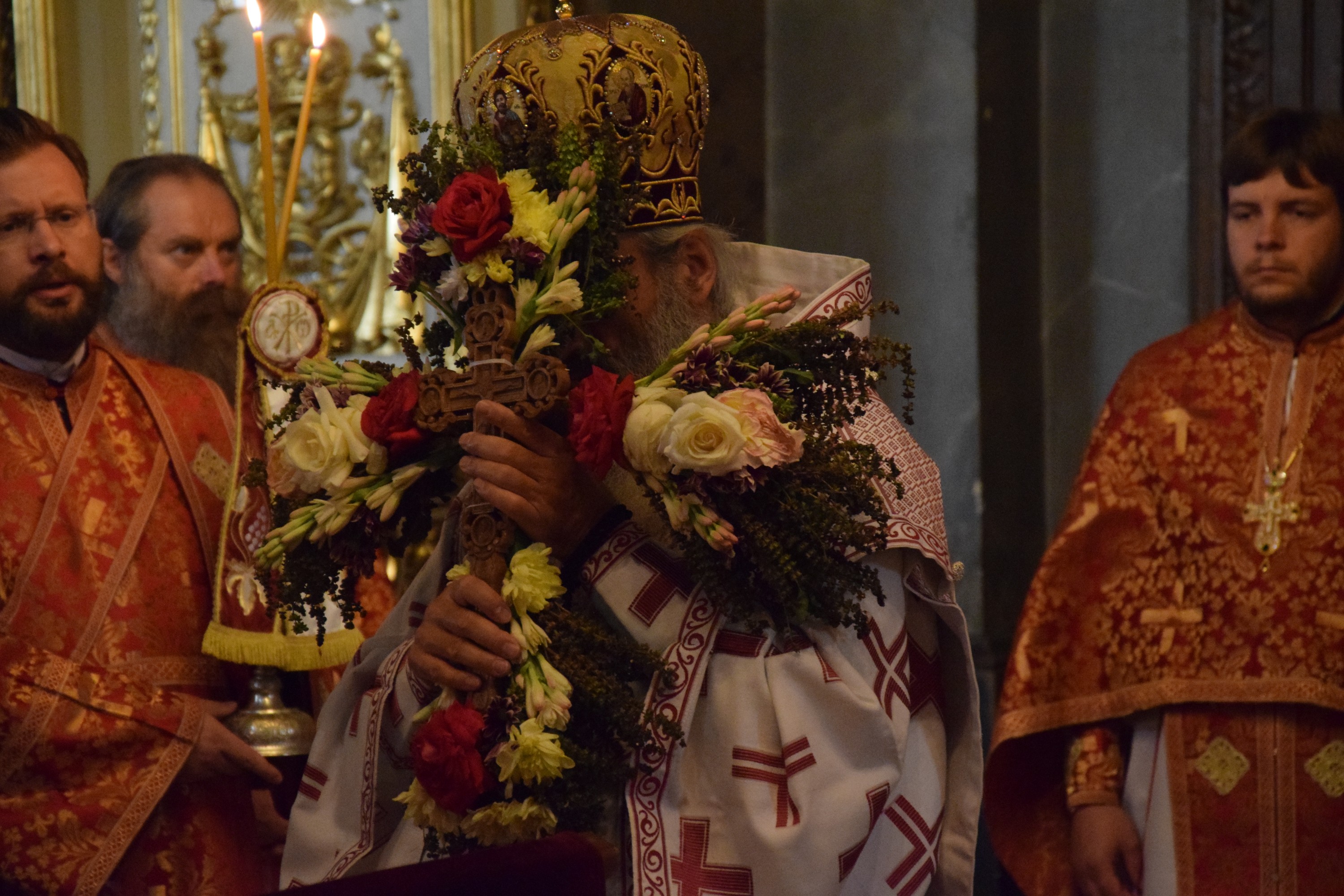 IPS Părinte Mitropolit Teofan: „Crucea înseamnă lupta împotriva comodității de orice fel”