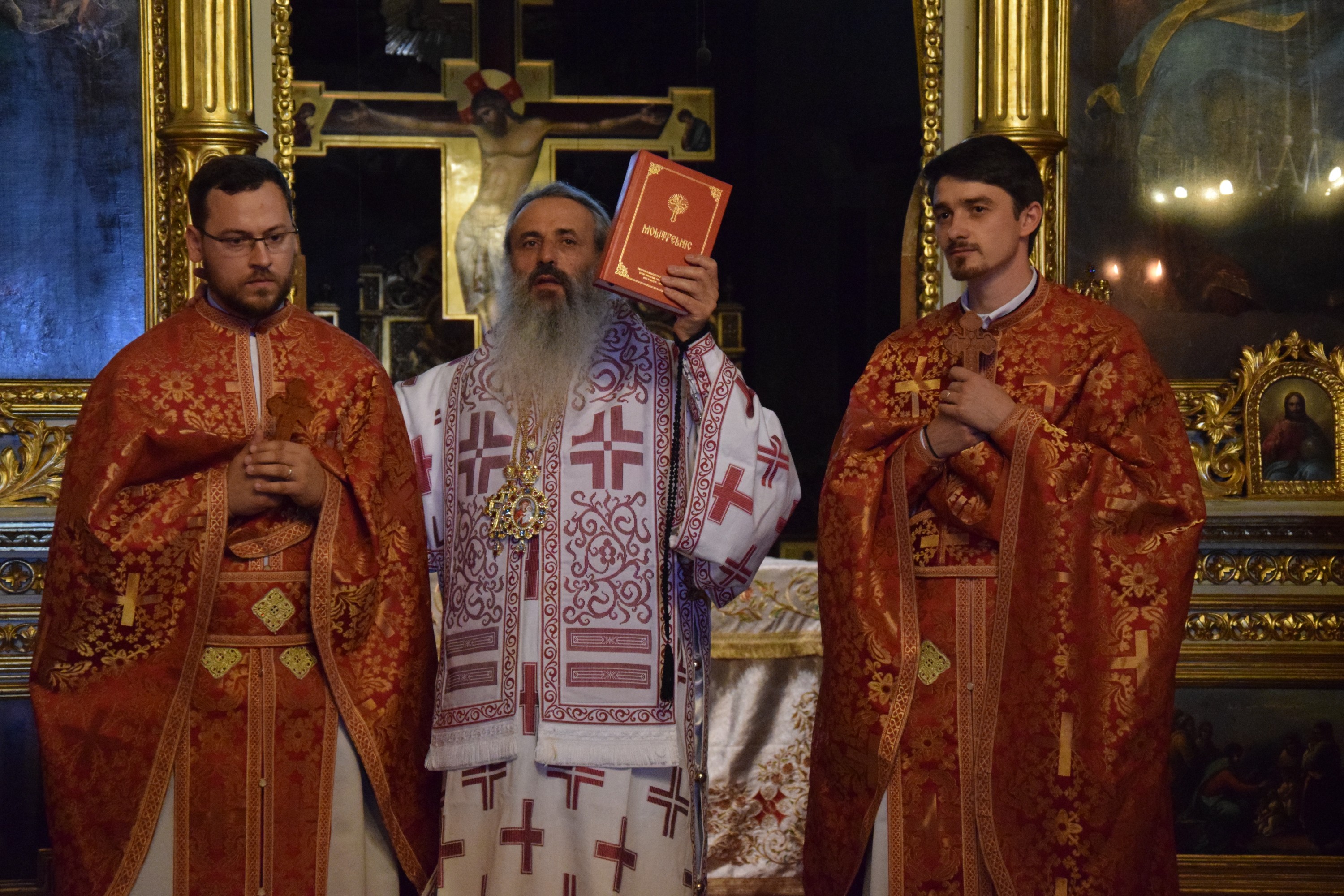 IPS Părinte Mitropolit Teofan: „Crucea înseamnă lupta împotriva comodității de orice fel”