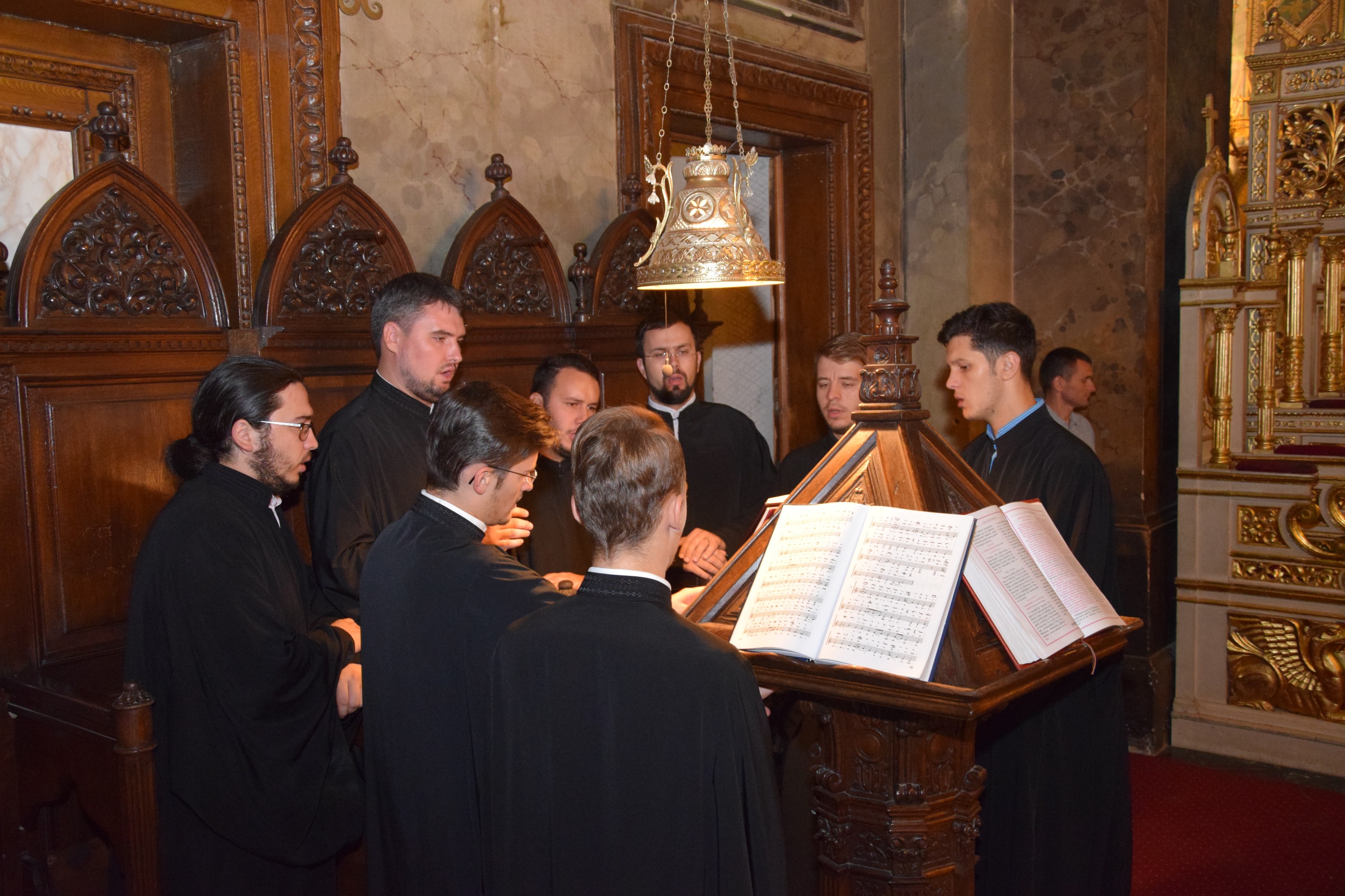 IPS Părinte Mitropolit Teofan: „Crucea înseamnă lupta împotriva comodității de orice fel”