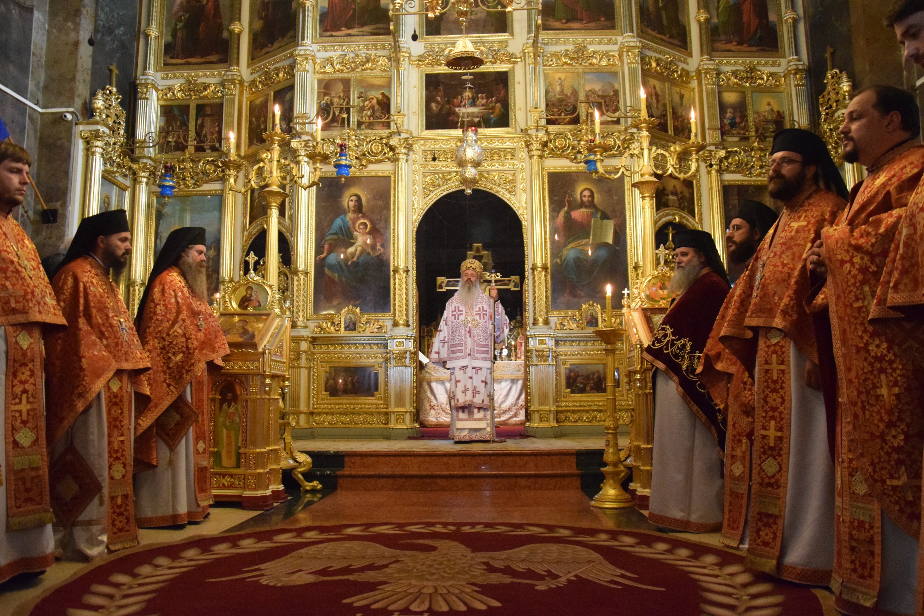 IPS Părinte Mitropolit Teofan: „Crucea înseamnă lupta împotriva comodității de orice fel”