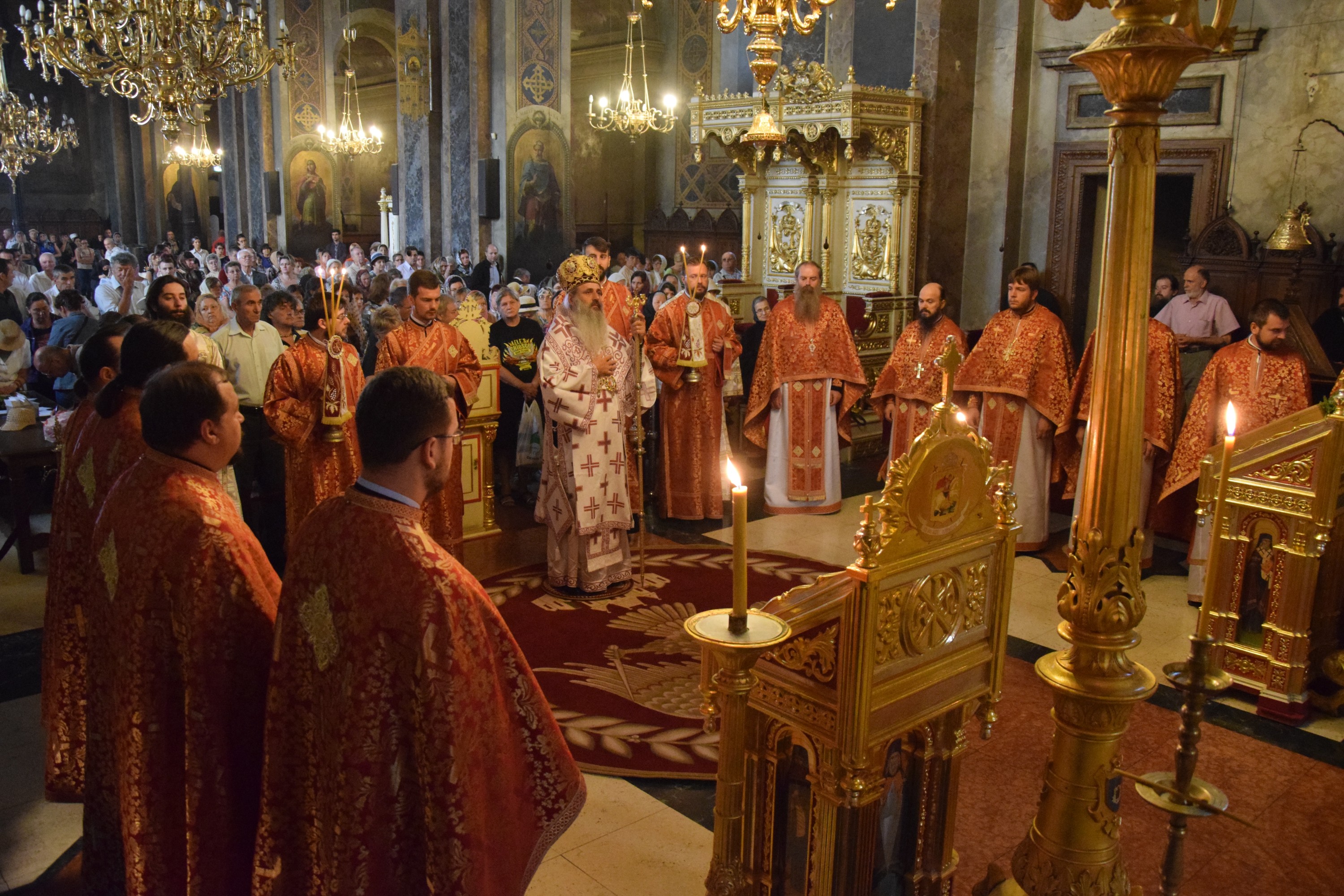 IPS Părinte Mitropolit Teofan: „Crucea înseamnă lupta împotriva comodității de orice fel”