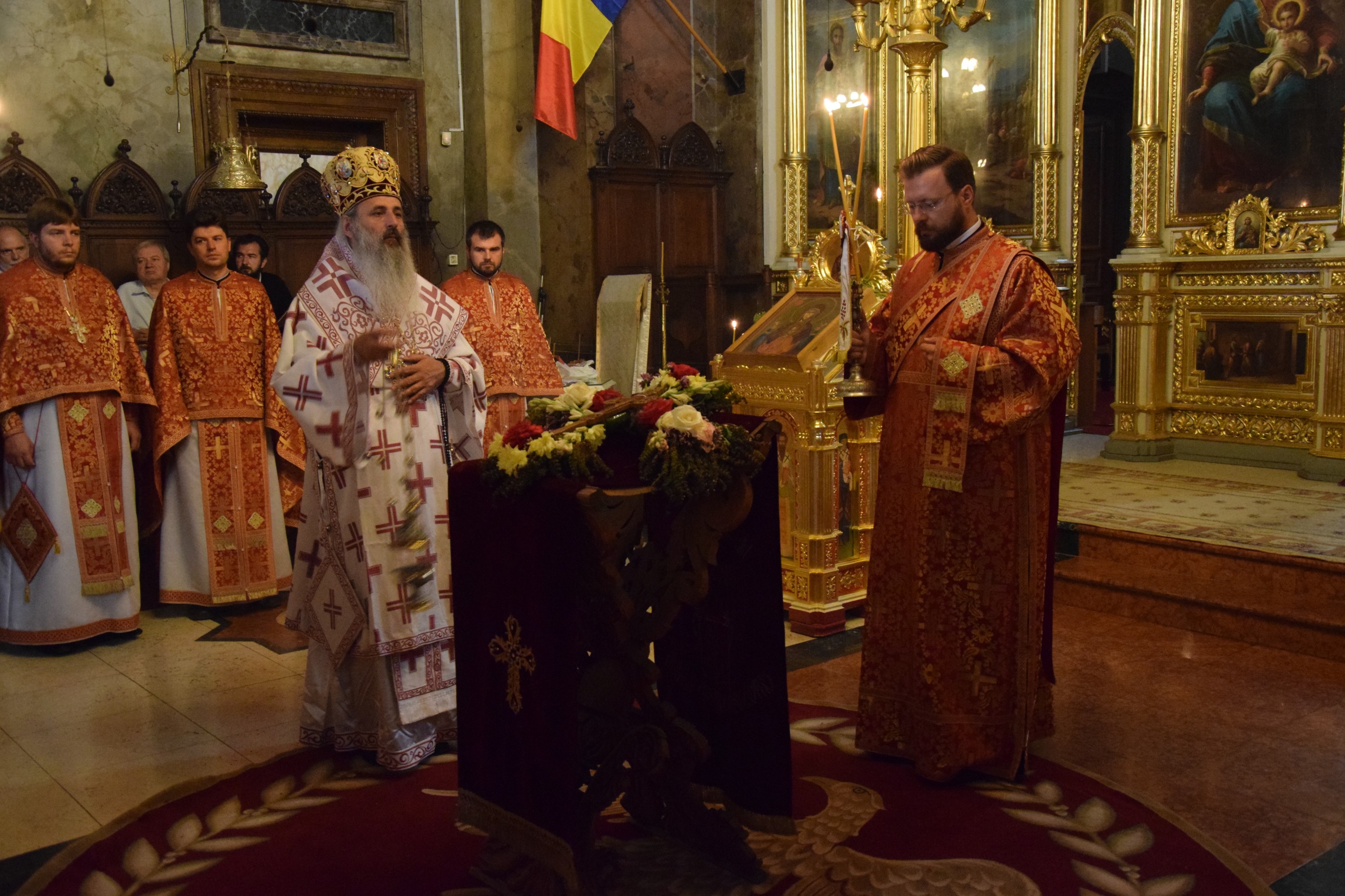 IPS Părinte Mitropolit Teofan: „Crucea înseamnă lupta împotriva comodității de orice fel”