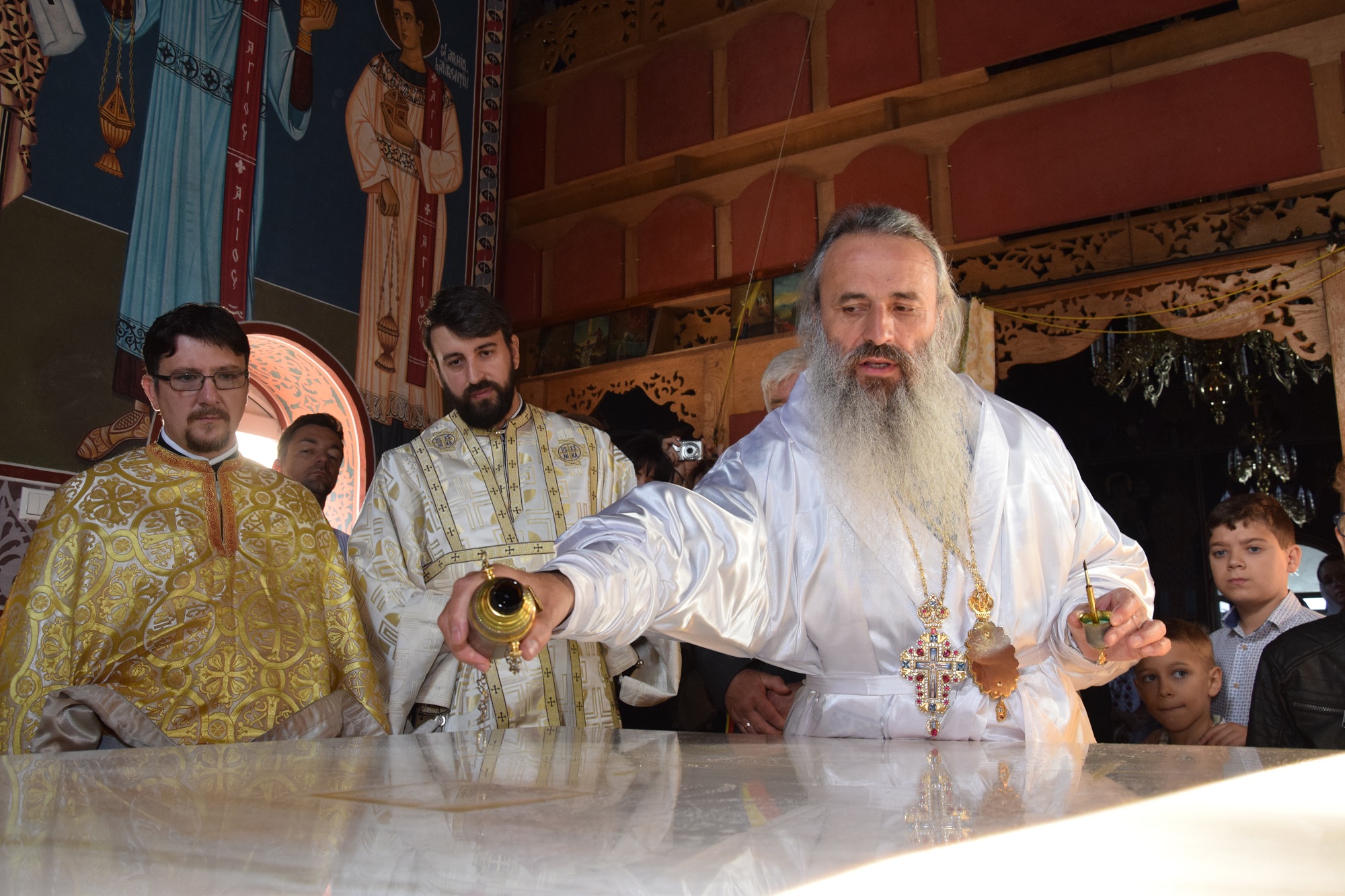 IPS Mitropolit Teofan: „Cel care iartă este un om puternic”