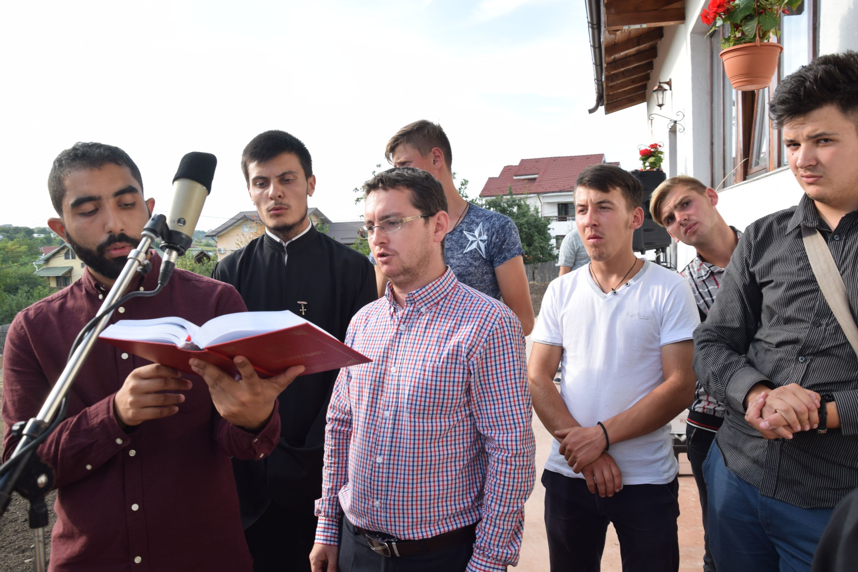 Casa de prăznuire „Prodromiţa“, sfințită de IPS Mitropolit Teofan (Galerie foto) Casa de prăznuire „Prodromiţa“, sfințită de IPS Mitropolit Teofan (Galerie foto)