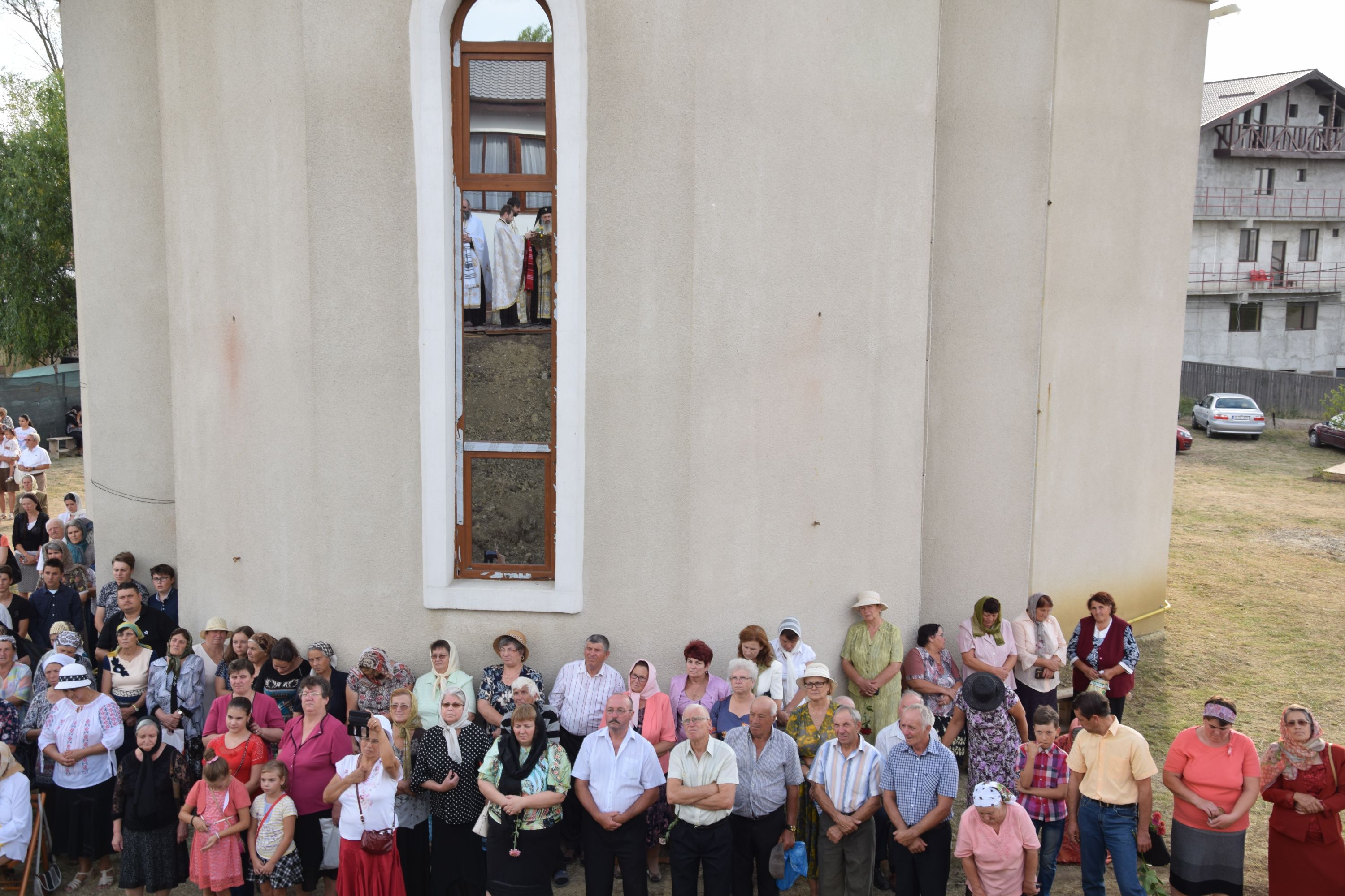 Casa de prăznuire „Prodromiţa“, sfințită de IPS Mitropolit Teofan (Galerie foto) Casa de prăznuire „Prodromiţa“, sfințită de IPS Mitropolit Teofan (Galerie foto)