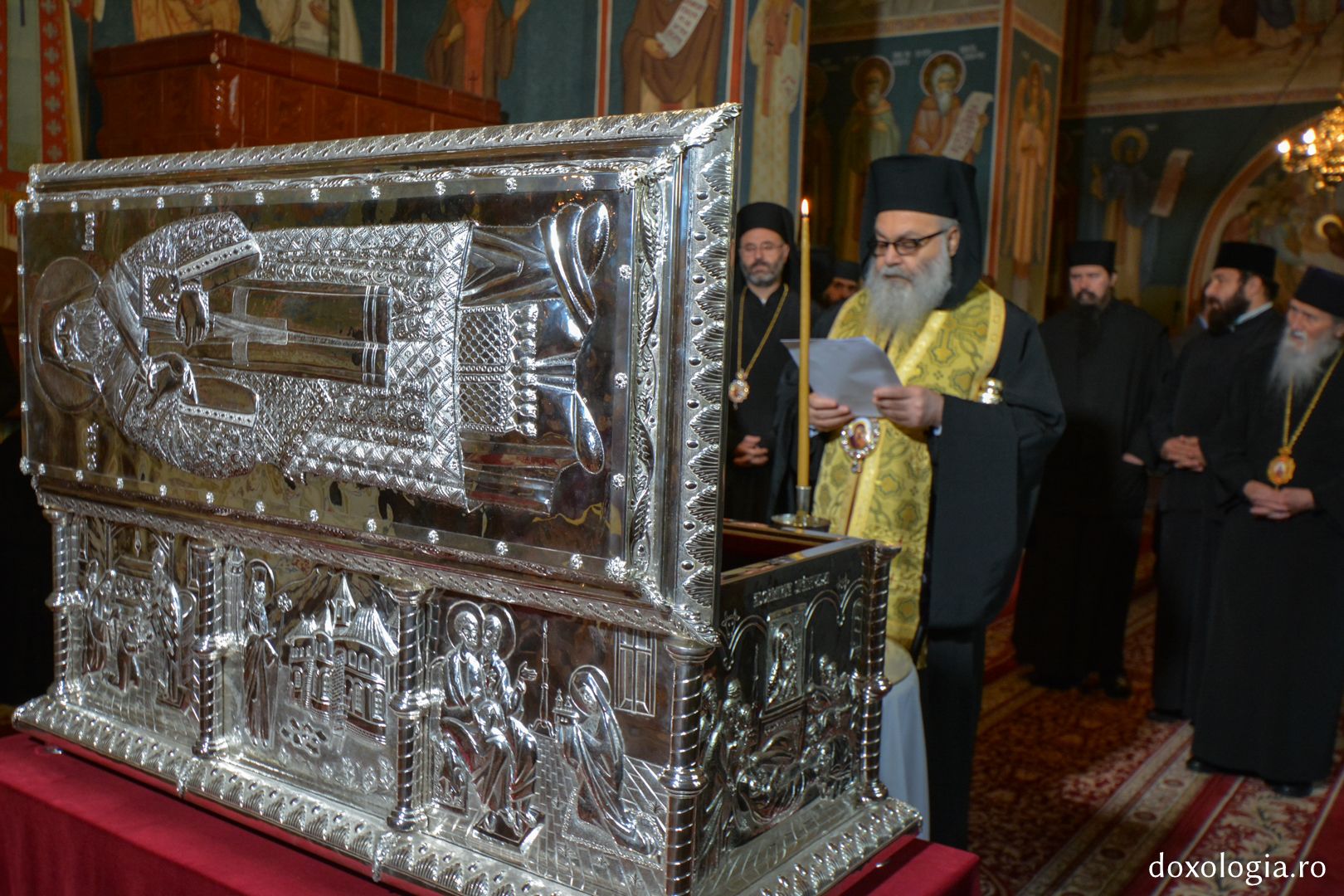 În cadrul vizitei la Mănăstirea Putna, Patriarhul Antiohiei a sfințit racla Sfântului Ierarh Iacob Putneanul