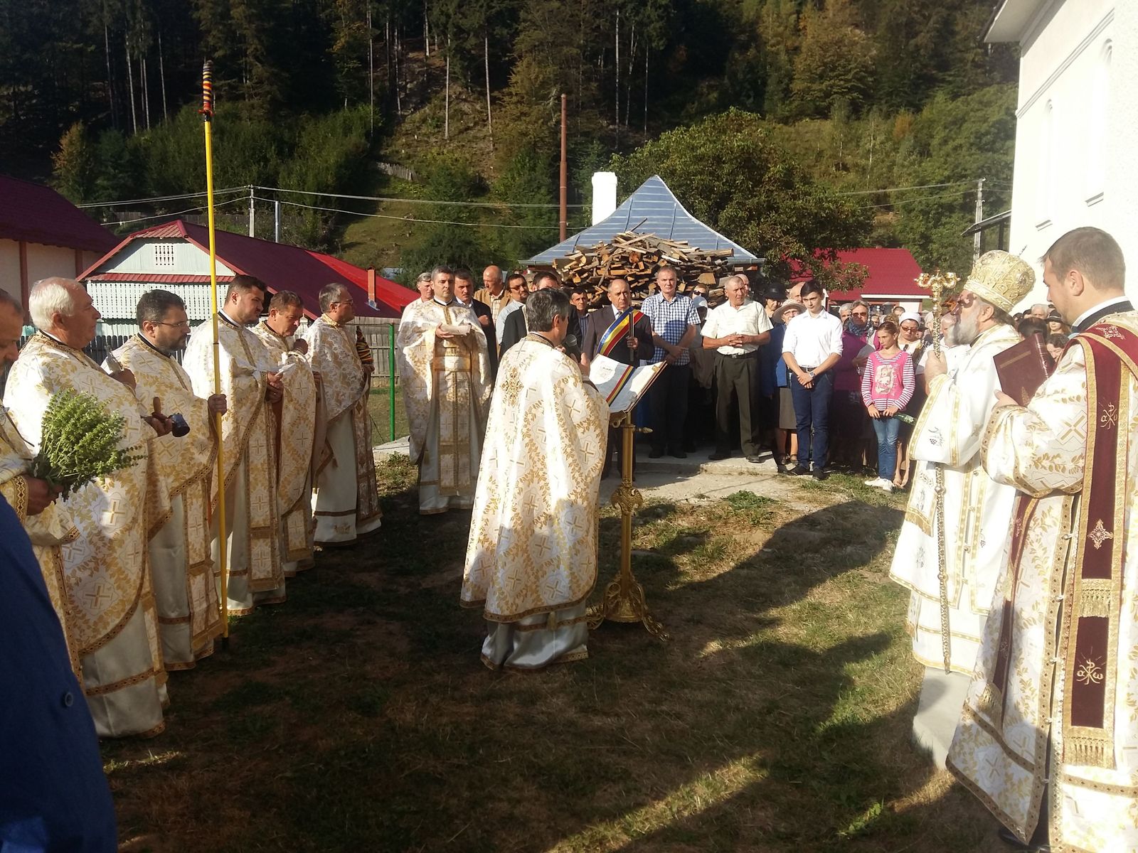 Jertfa credincioşilor din Păltiniş, încununată prin slujba Sfinţirii Jertfa credincioşilor din Păltiniş, încununată prin slujba Sfinţirii