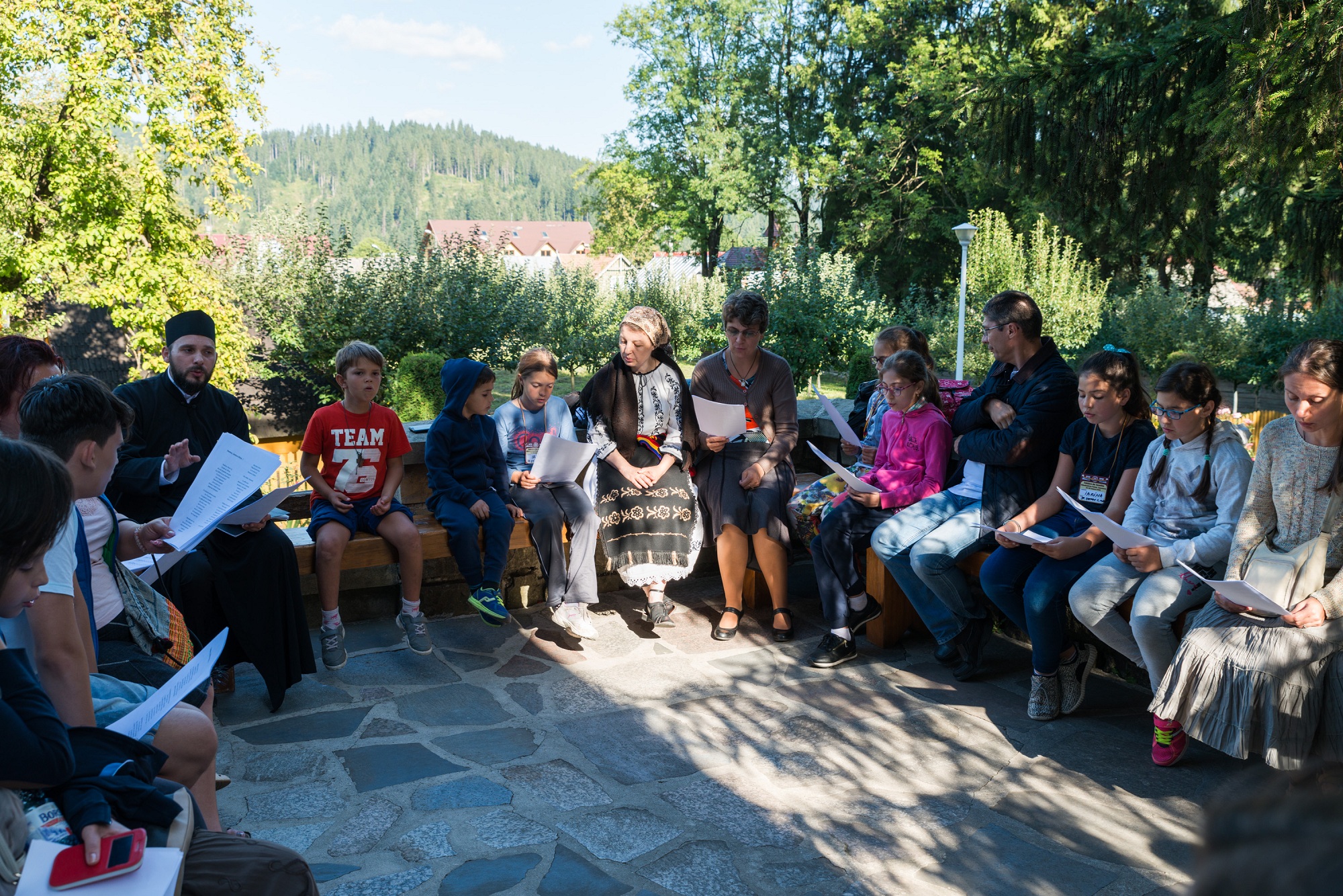 Tabăra APOR Vrancea și APOR Suceava, la Mănăstirea Putna