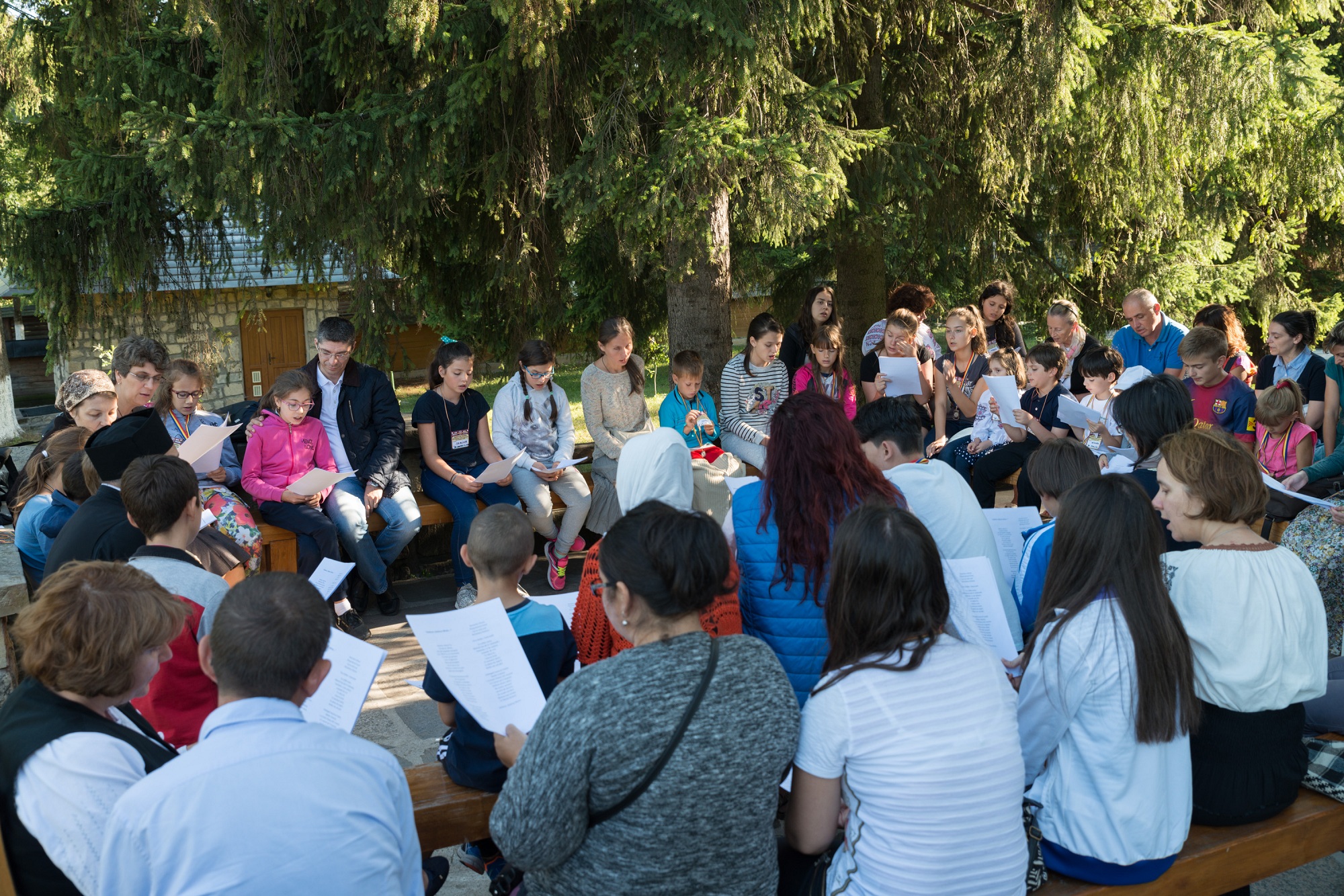 Tabăra APOR Vrancea și APOR Suceava, la Mănăstirea Putna