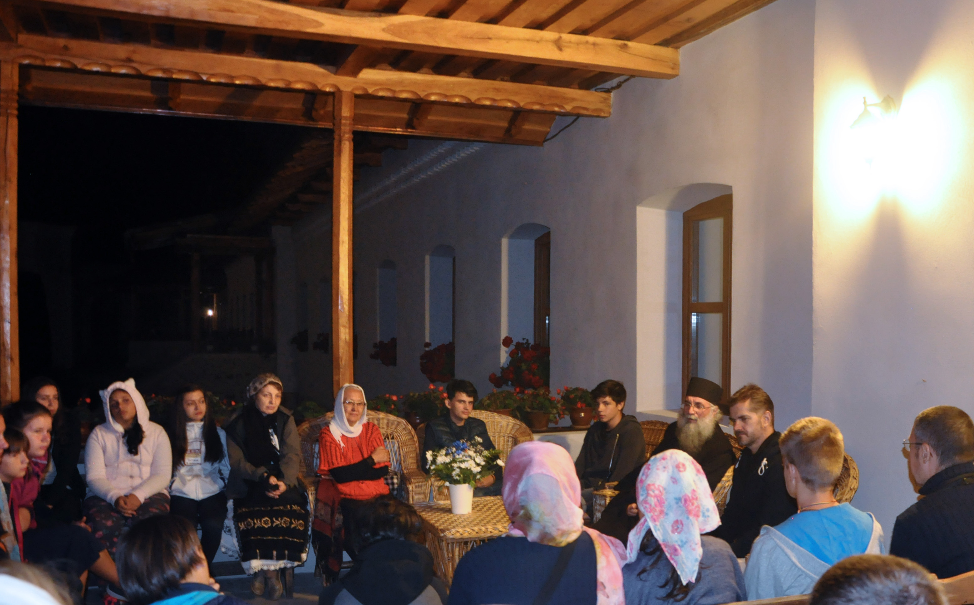 Tabăra APOR Vrancea și APOR Suceava, la Mănăstirea Putna